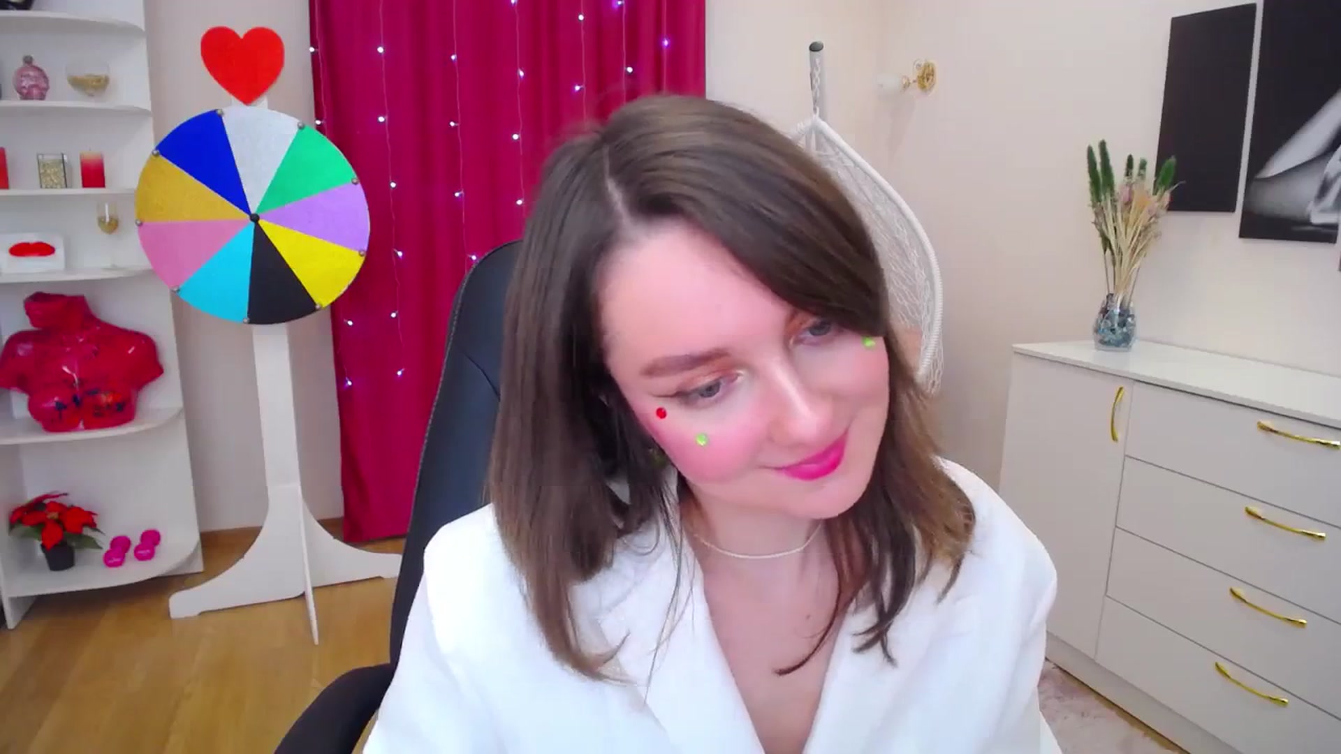 Gallery image thumbnail from Milim_Nava's myfreecams stream on, 11/04/2023, 15:27 image 11 of 20