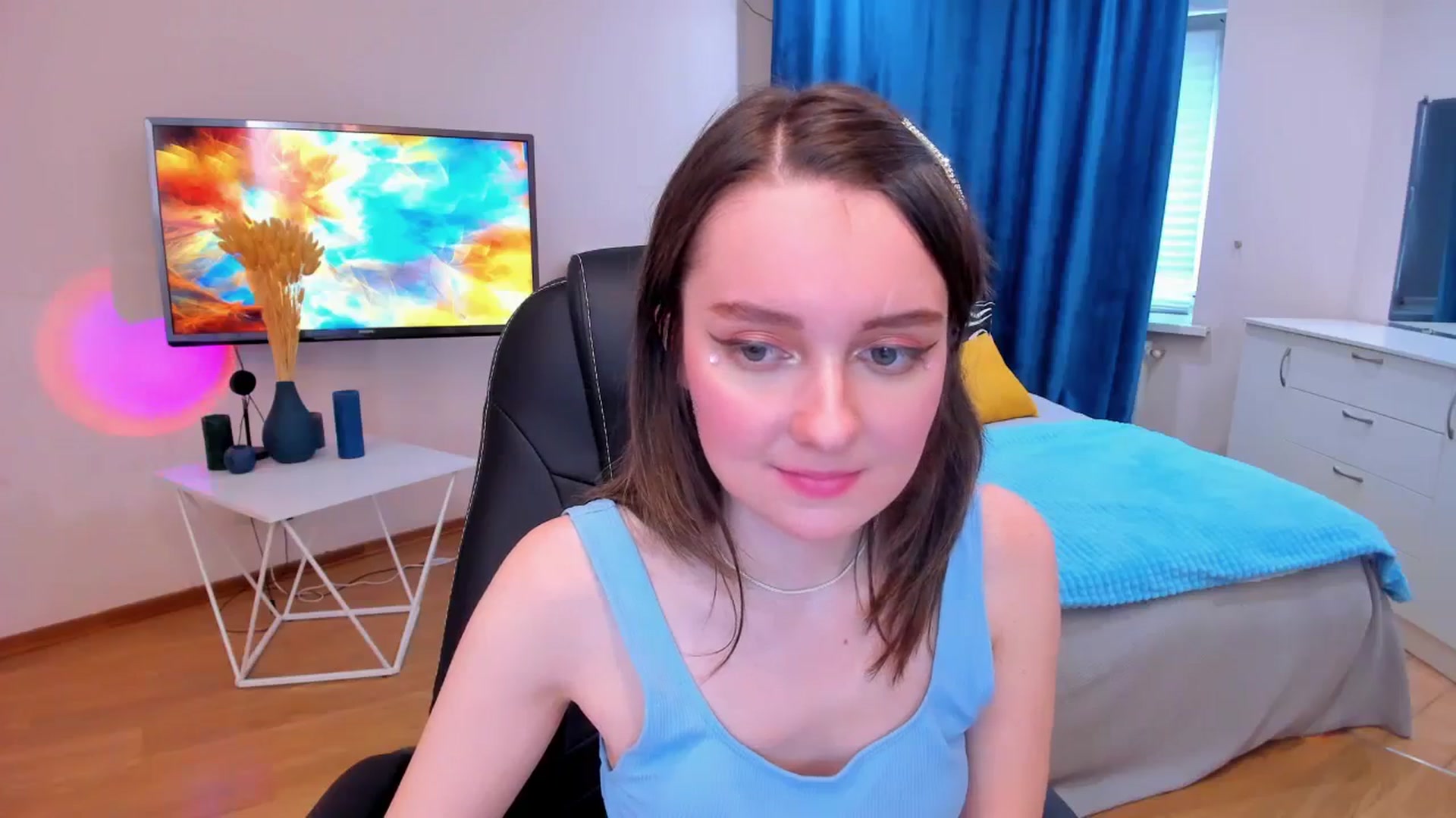 Gallery image thumbnail from Milim_Nava's myfreecams stream on, 11/06/2023, 09:52 image 11 of 20
