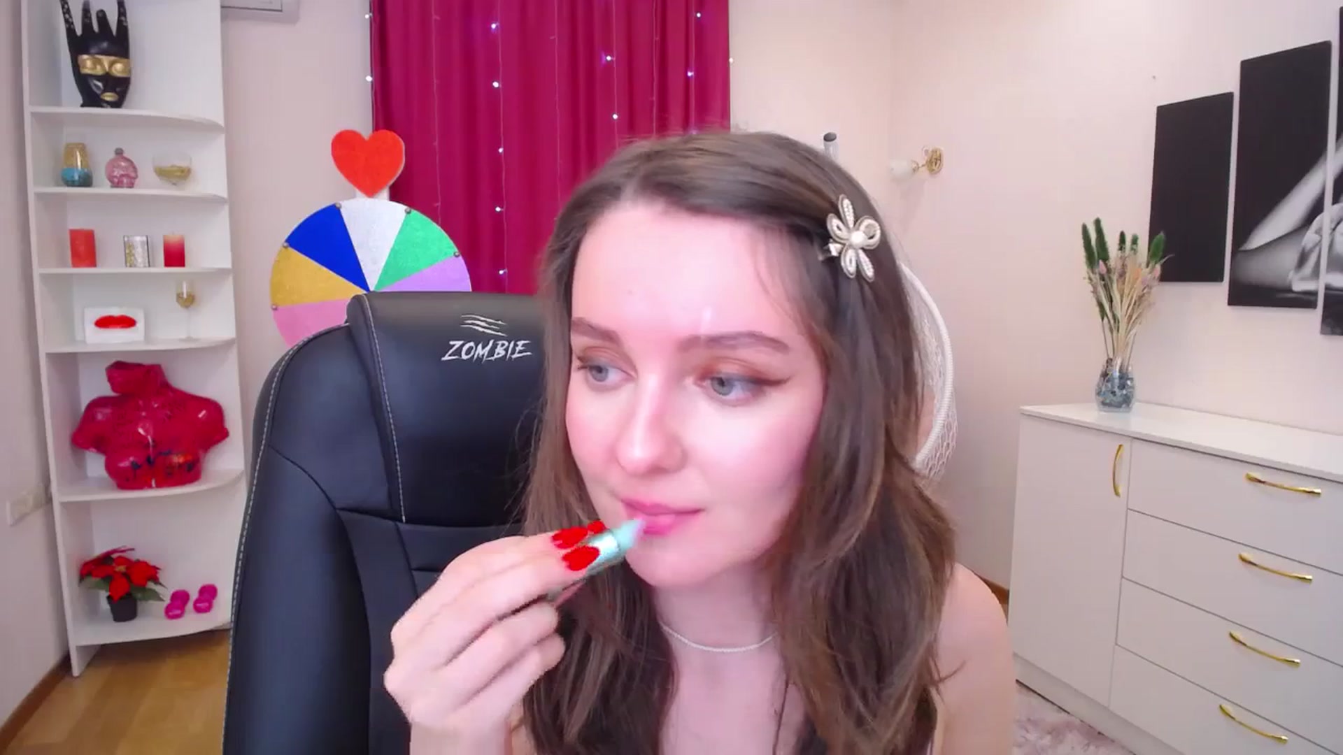 Gallery image thumbnail from Milim_Nava's myfreecams stream on, 11/07/2023, 06:40 image 10 of 20