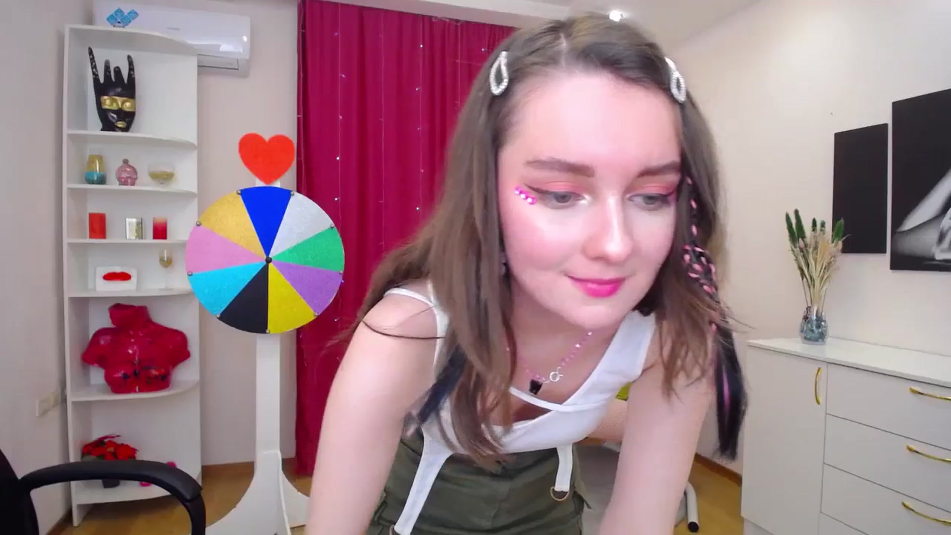 Gallery image thumbnail from Milim_Nava's myfreecams stream on, 11/08/2023, 11:35 image 12 of 20