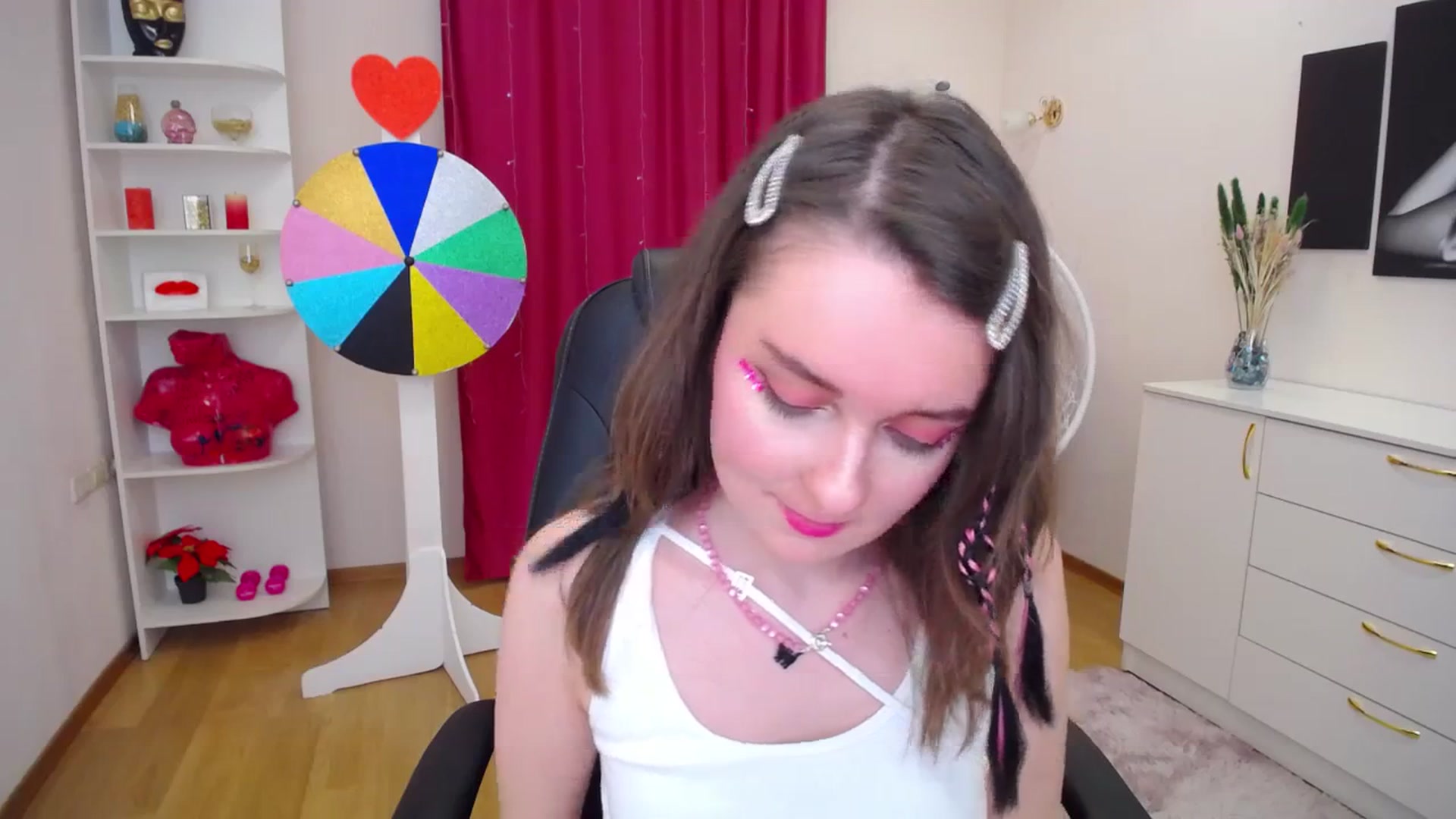 Gallery image thumbnail from Milim_Nava's myfreecams stream on, 11/08/2023, 14:24 image 15 of 20