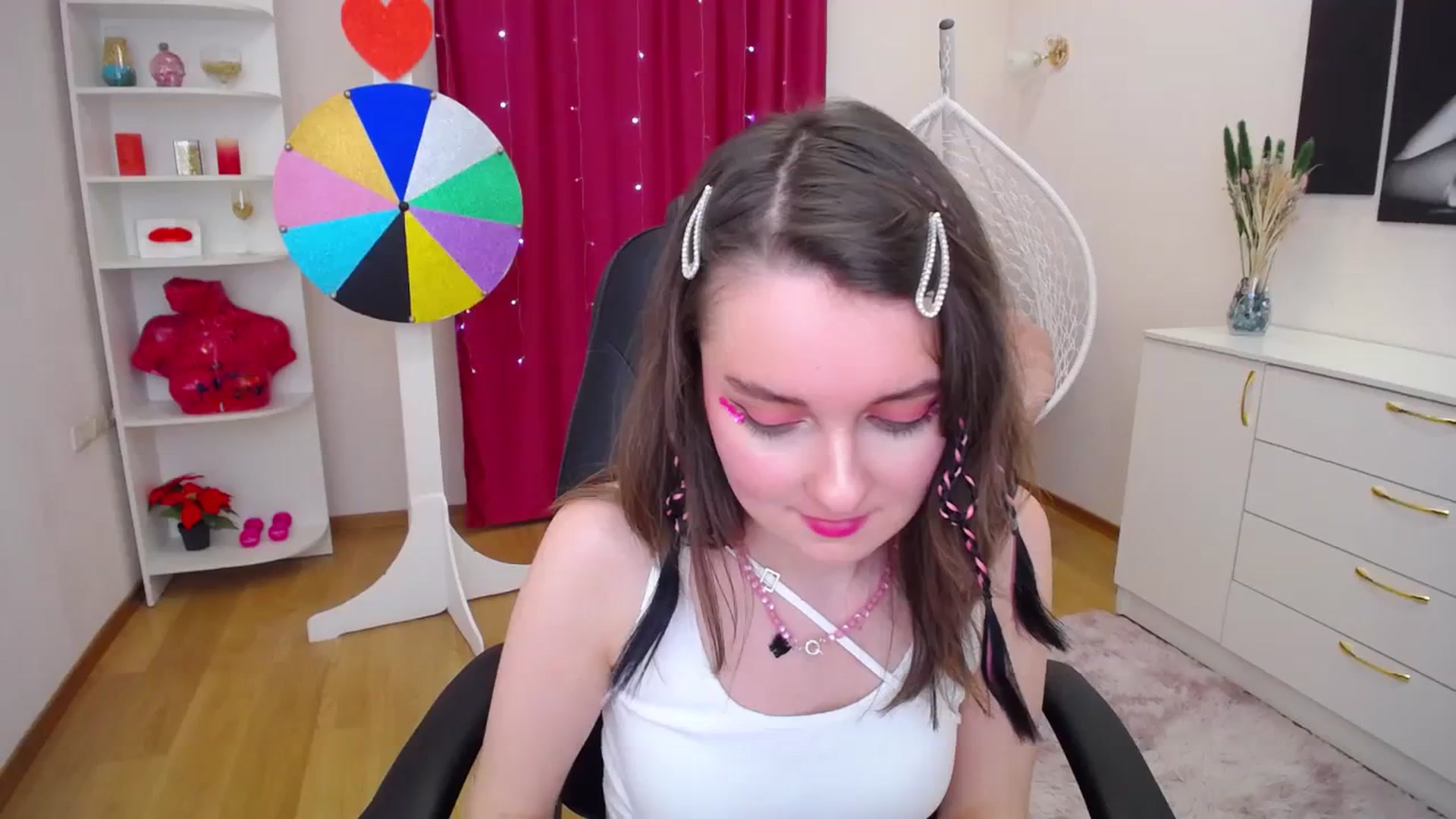 Gallery image thumbnail from Milim_Nava's myfreecams stream on, 11/08/2023, 14:24 image 4 of 20