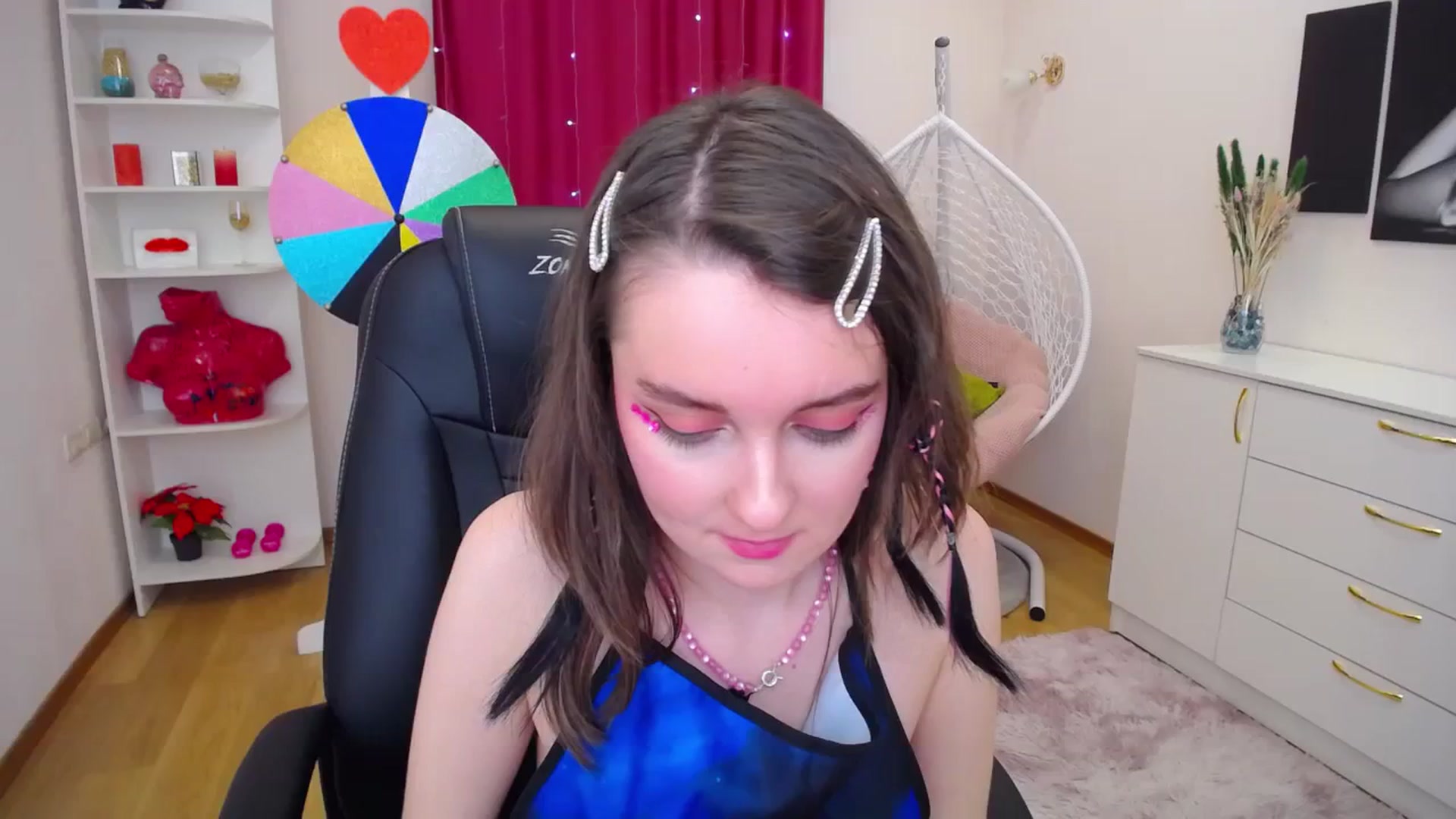 Gallery image thumbnail from Milim_Nava's myfreecams stream on, 11/08/2023, 17:03 image 4 of 20