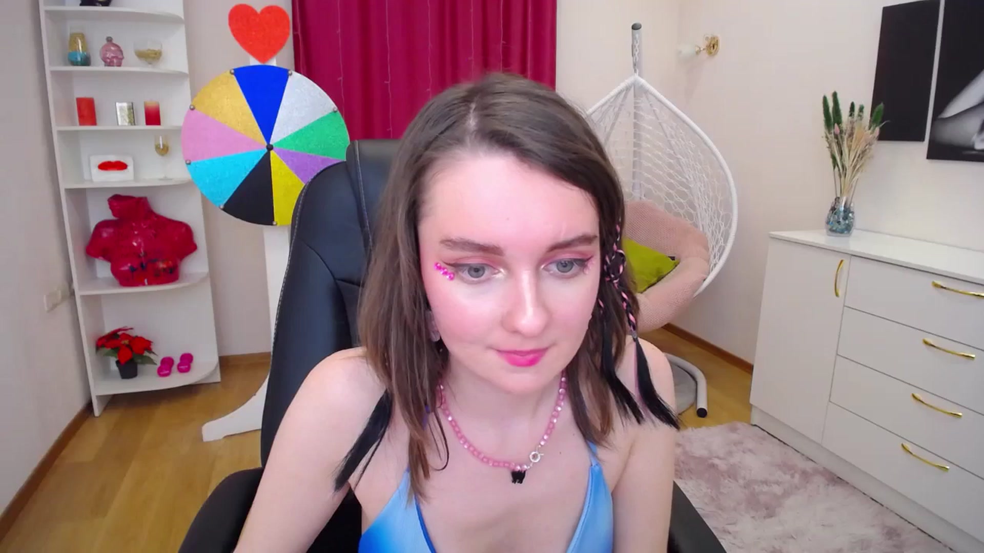 Gallery image thumbnail from Milim_Nava's myfreecams stream on, 11/08/2023, 17:03 image 15 of 20