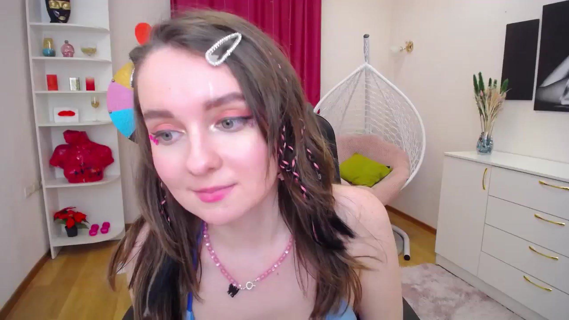 Gallery image thumbnail from Milim_Nava's myfreecams stream on, 11/08/2023, 17:03 image 9 of 20