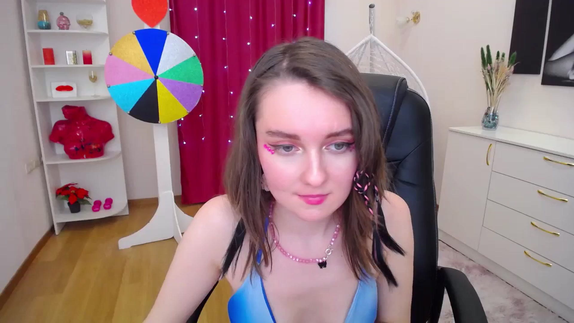 Gallery image thumbnail from Milim_Nava's myfreecams stream on, 11/08/2023, 17:03 image 12 of 20