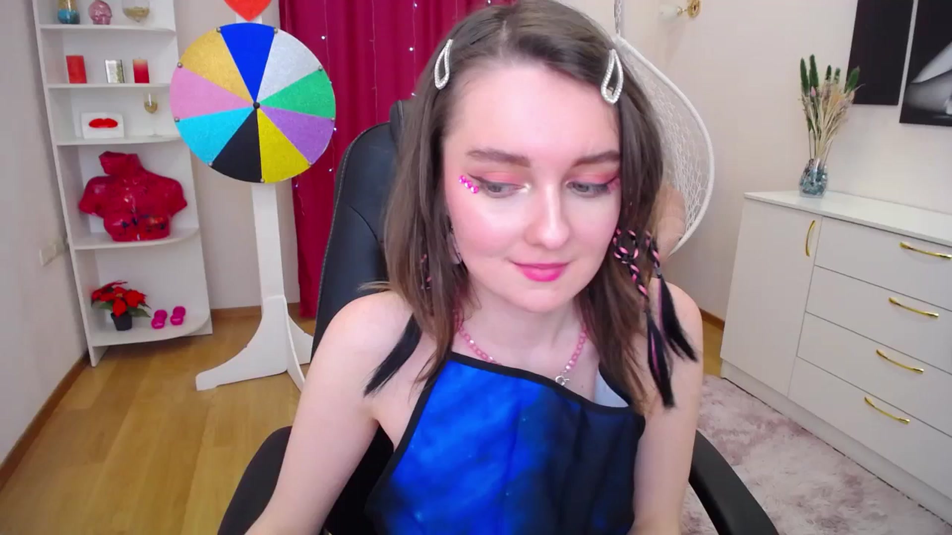 Gallery image thumbnail from Milim_Nava's myfreecams stream on, 11/08/2023, 17:03 image 1 of 20