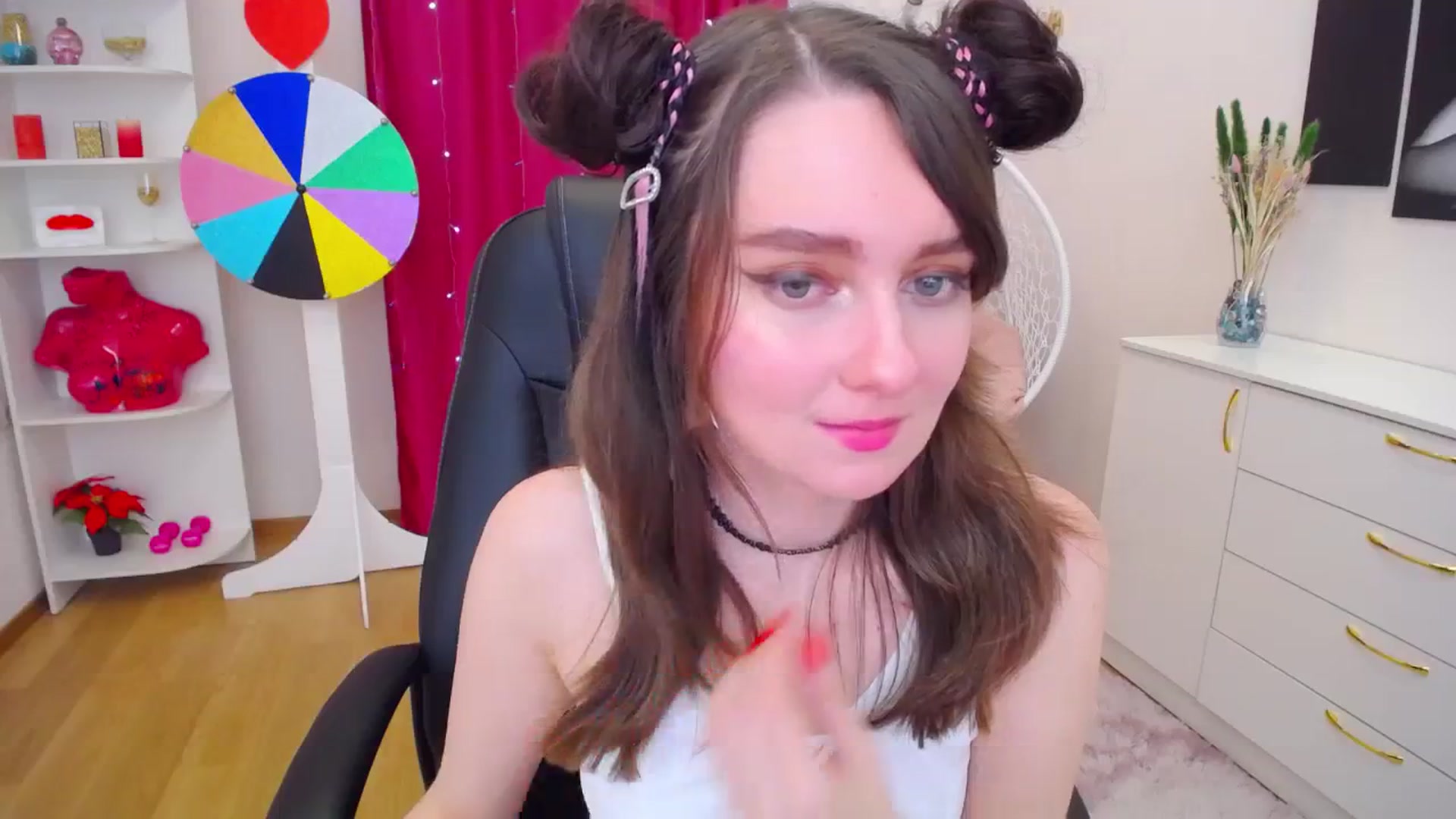 Gallery image thumbnail from Milim_Nava's myfreecams stream on, 11/13/2023, 06:20 image 8 of 20