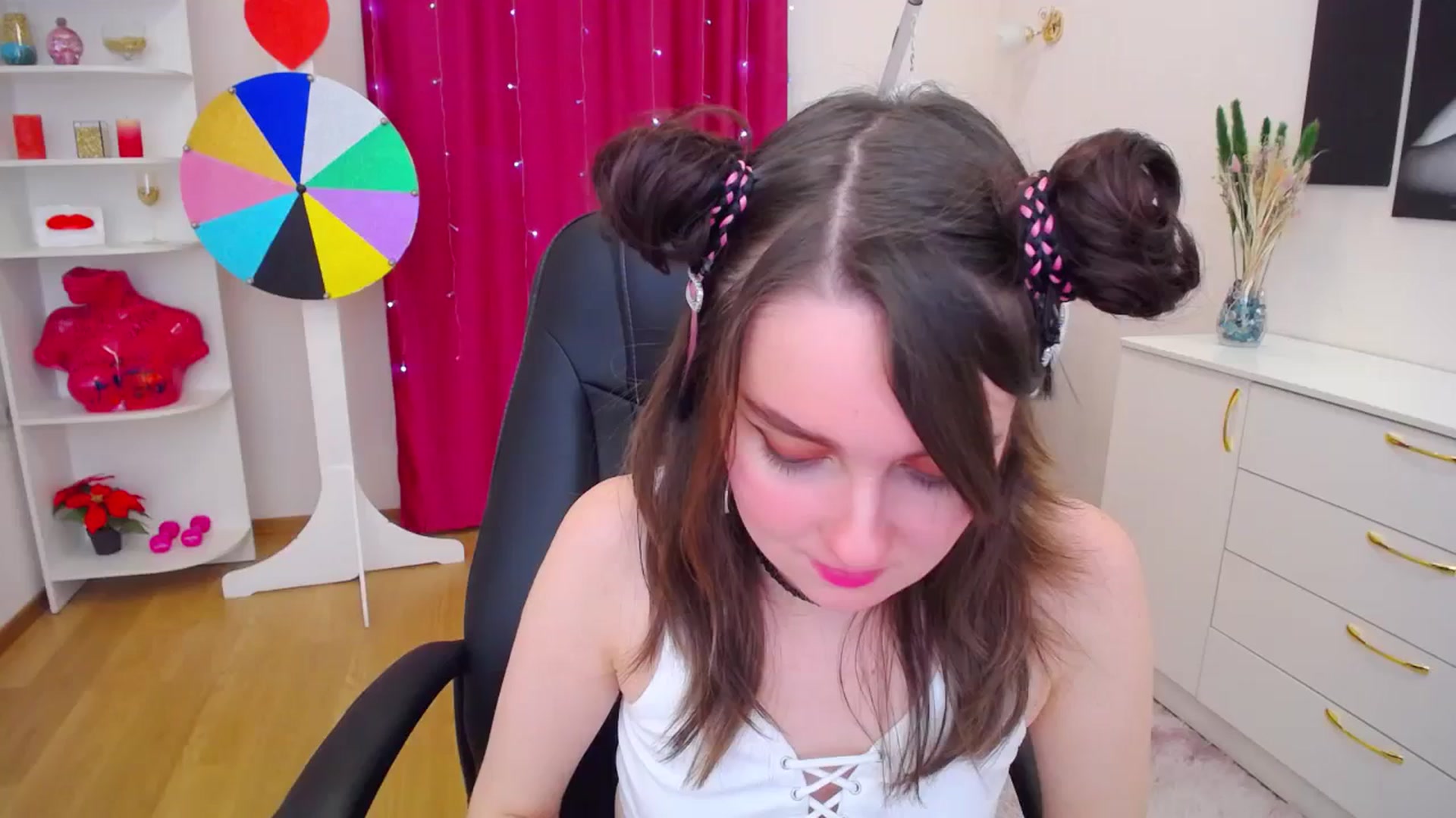 Gallery image thumbnail from Milim_Nava's myfreecams stream on, 11/13/2023, 06:20 image 6 of 20