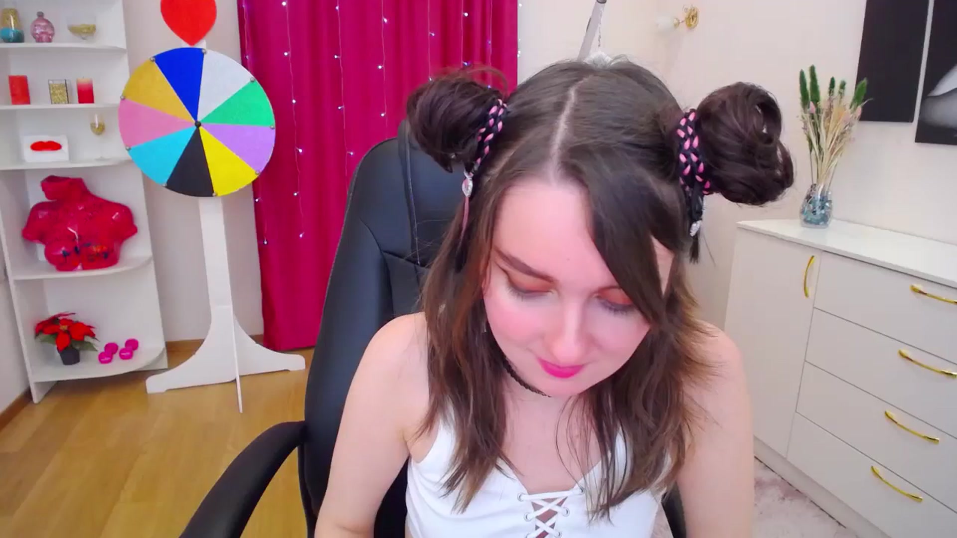 Gallery image thumbnail from Milim_Nava's myfreecams stream on, 11/13/2023, 06:20 image 4 of 20