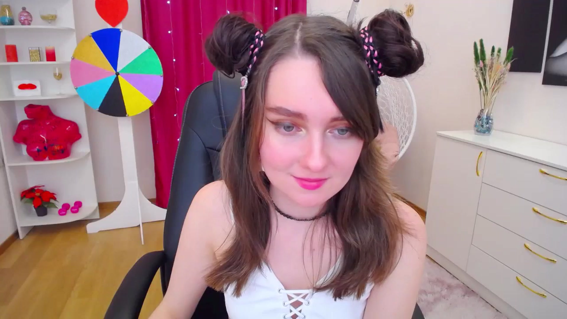 Gallery image thumbnail from Milim_Nava's myfreecams stream on, 11/13/2023, 06:20 image 9 of 20
