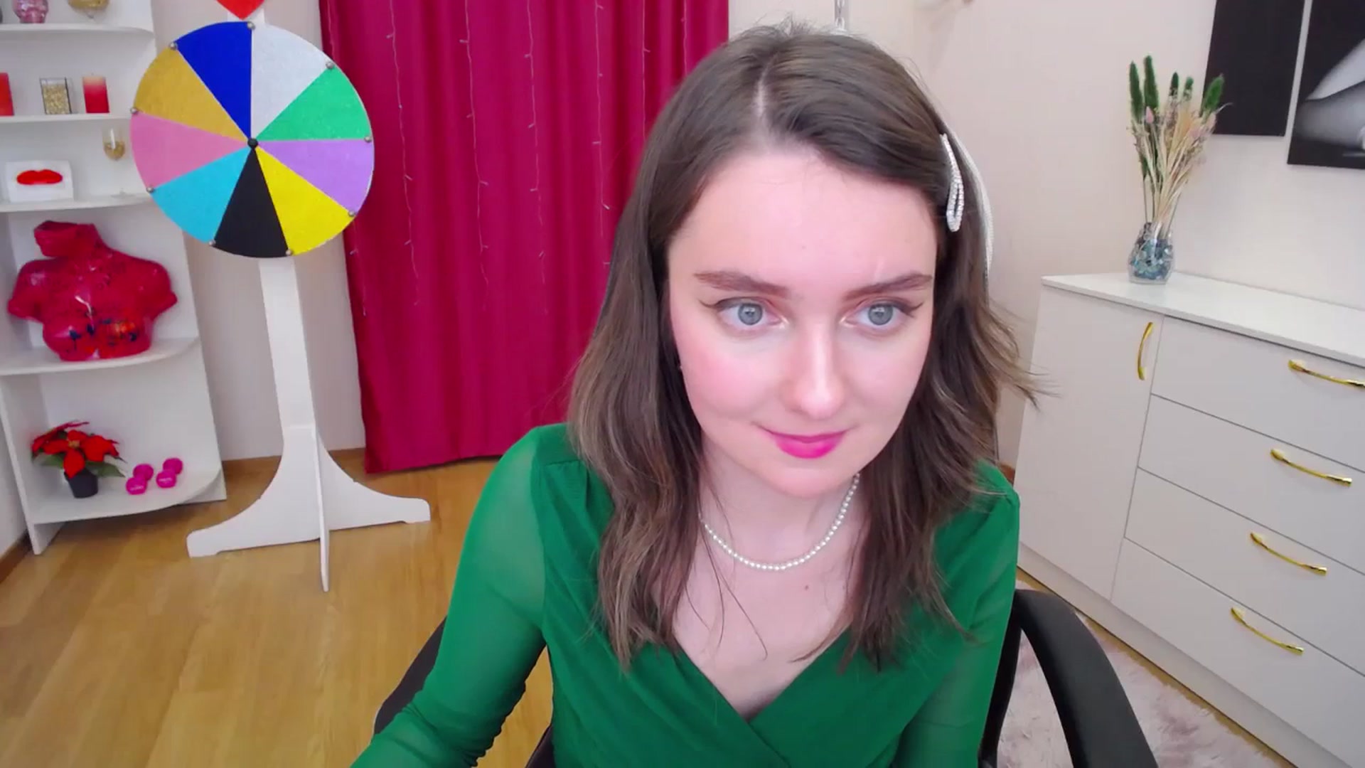 Gallery image thumbnail from Milim_Nava's myfreecams stream on, 11/15/2023, 08:18 image 6 of 20