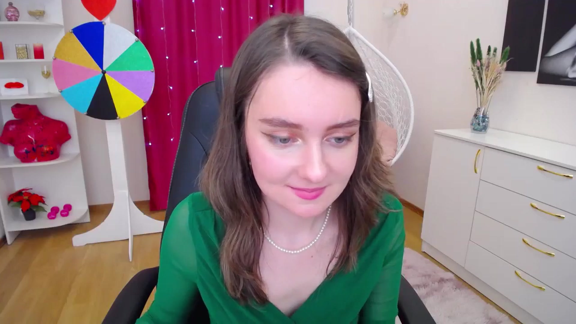 Gallery image thumbnail from Milim_Nava's myfreecams stream on, 11/15/2023, 10:04 image 15 of 20