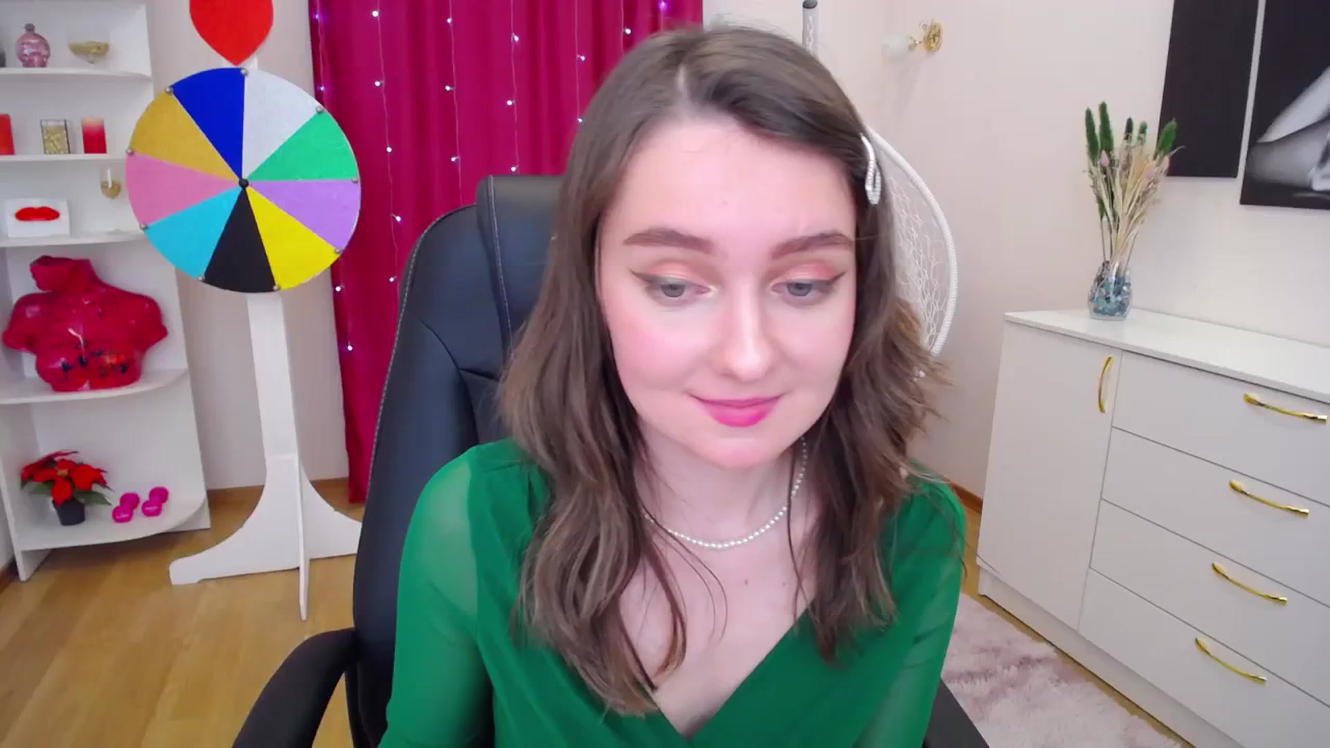 Gallery image thumbnail from Milim_Nava's myfreecams stream on, 11/15/2023, 10:04 image 17 of 20