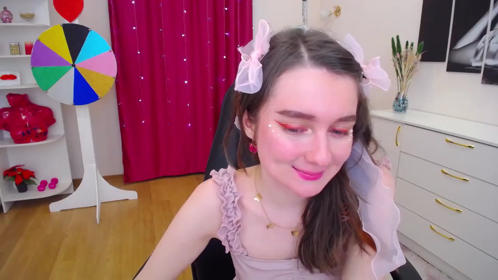 Gallery image thumbnail from Milim_Nava's myfreecams stream on, 11/20/2023, 24:00 image 9 of 20