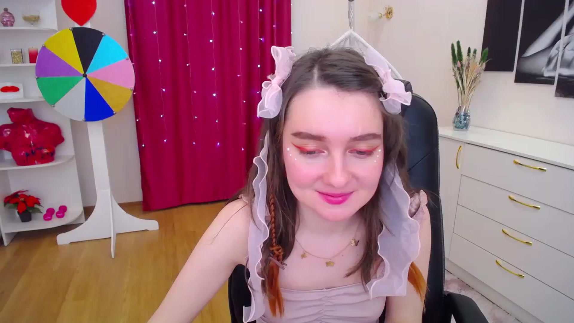 Gallery image thumbnail from Milim_Nava's myfreecams stream on, 11/20/2023, 24:00 image 12 of 20