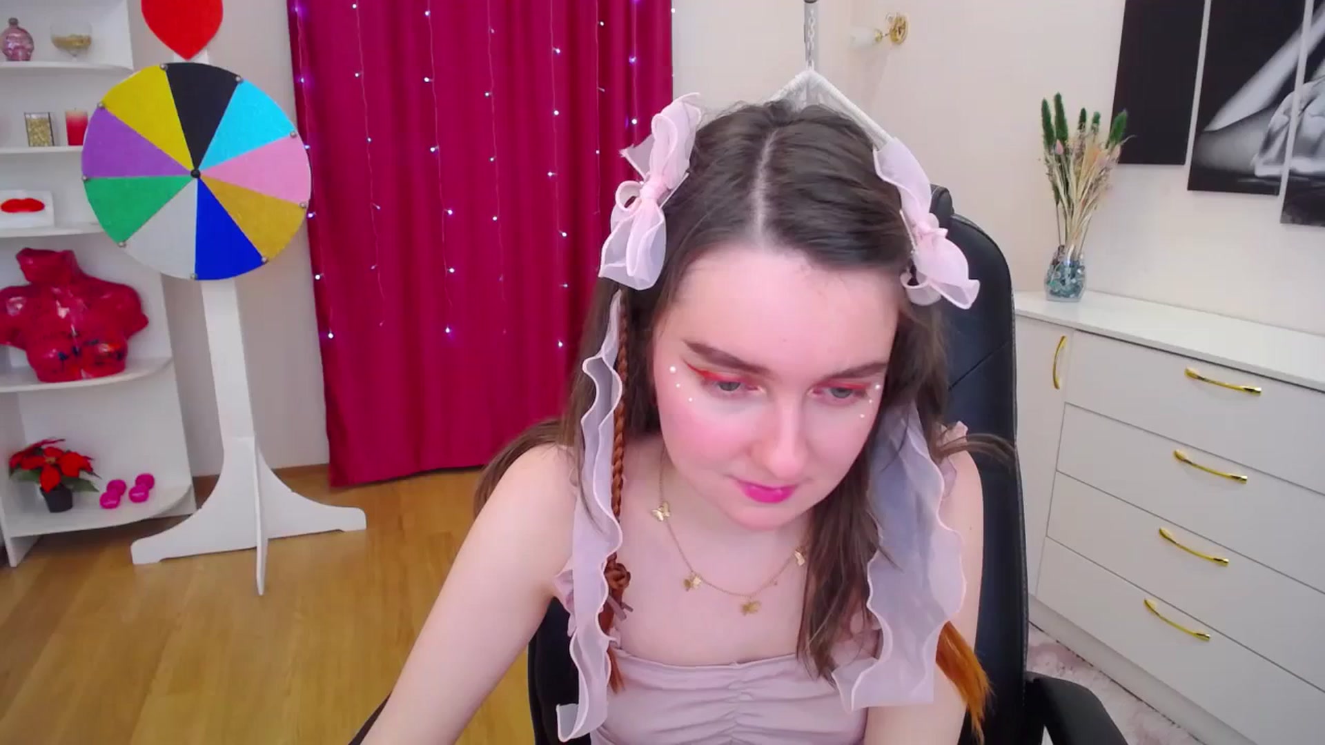 Gallery image thumbnail from Milim_Nava's myfreecams stream on, 11/20/2023, 24:00 image 14 of 20