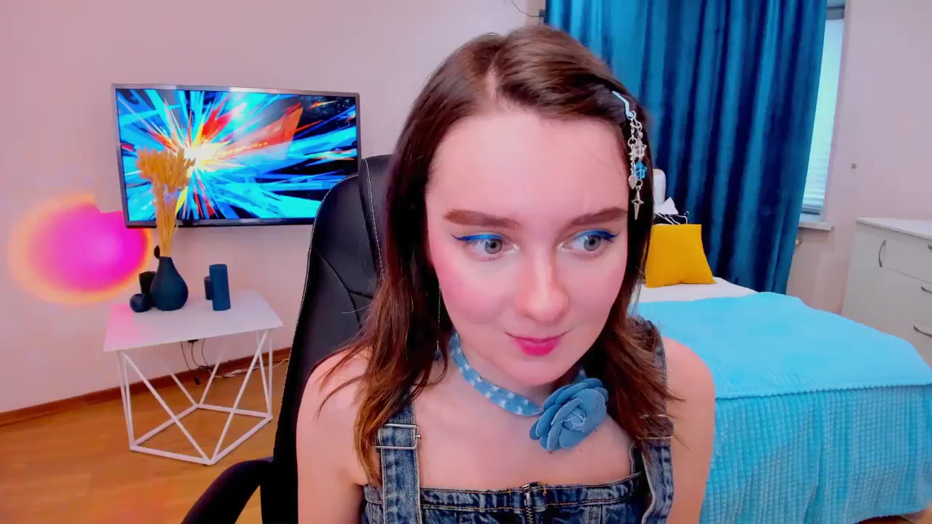 Gallery image thumbnail from Milim_Nava's myfreecams stream on, 11/21/2023, 07:10 image 3 of 20