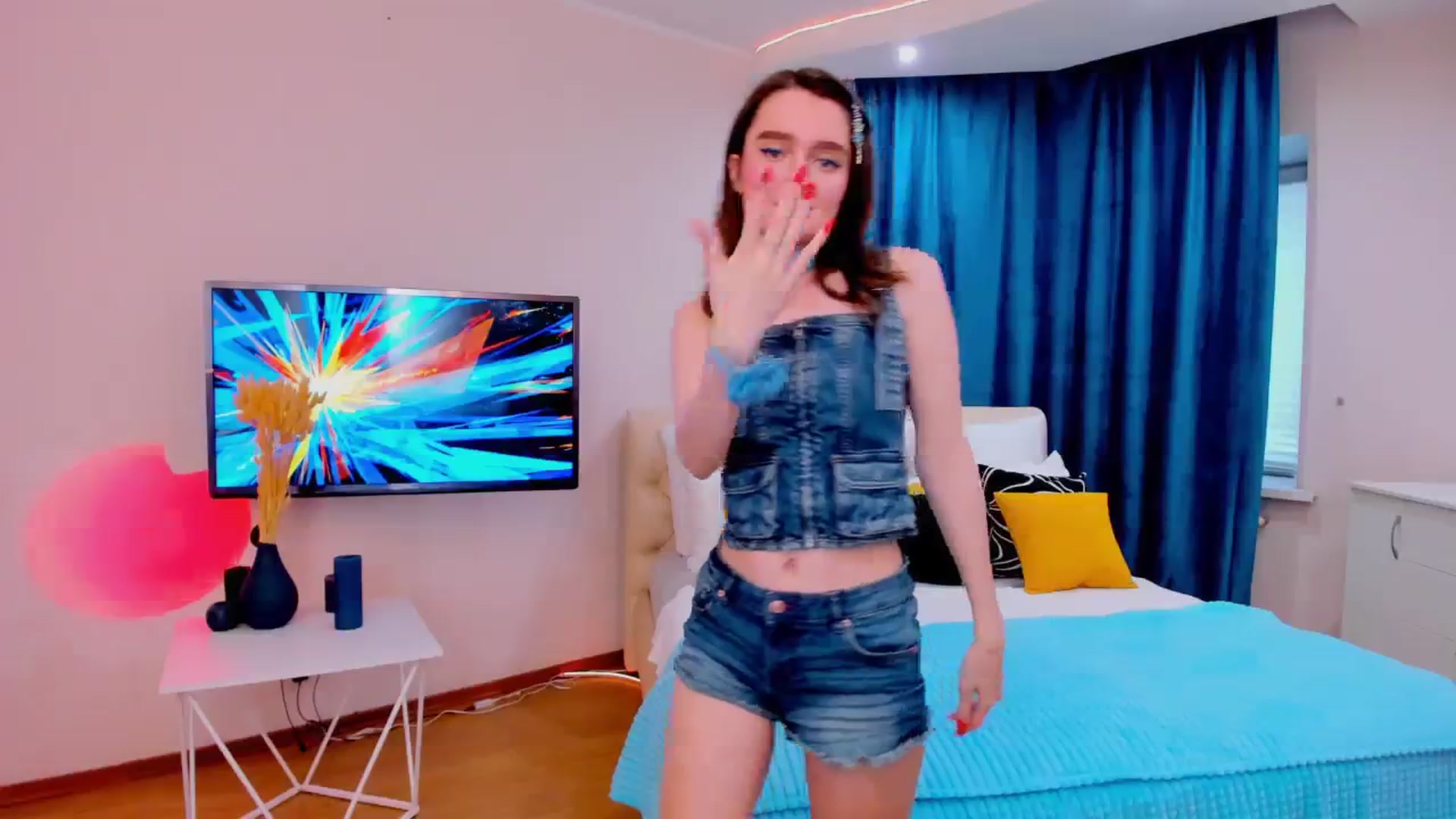 Gallery image thumbnail from Milim_Nava's myfreecams stream on, 11/21/2023, 07:10 image 17 of 20
