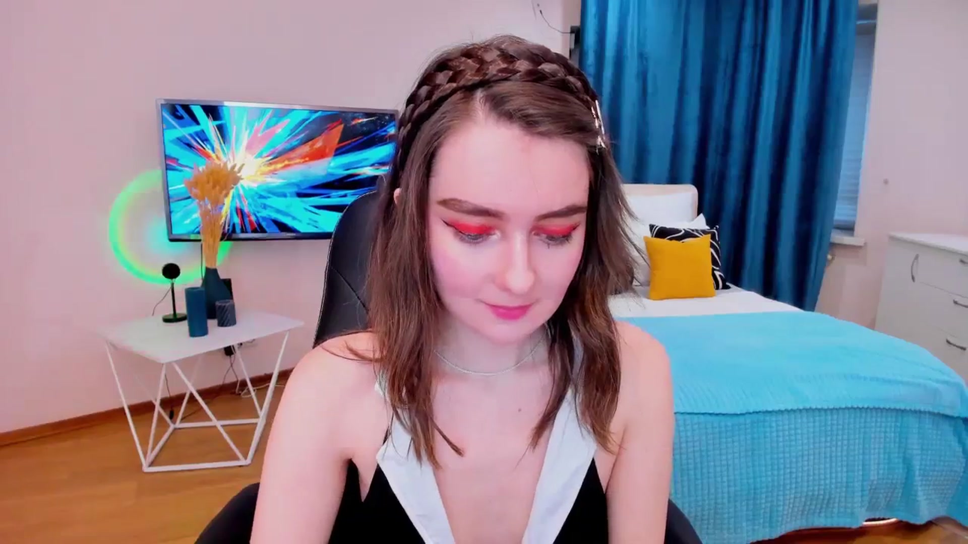Gallery image thumbnail from Milim_Nava's myfreecams stream on, 11/30/2023, 11:09 image 10 of 20