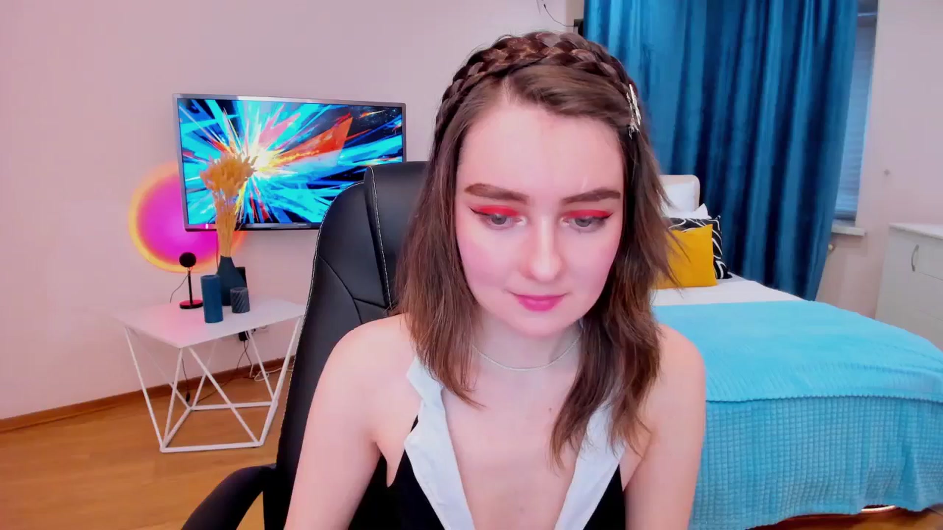 Gallery image thumbnail from Milim_Nava's myfreecams stream on, 11/30/2023, 11:09 image 12 of 20