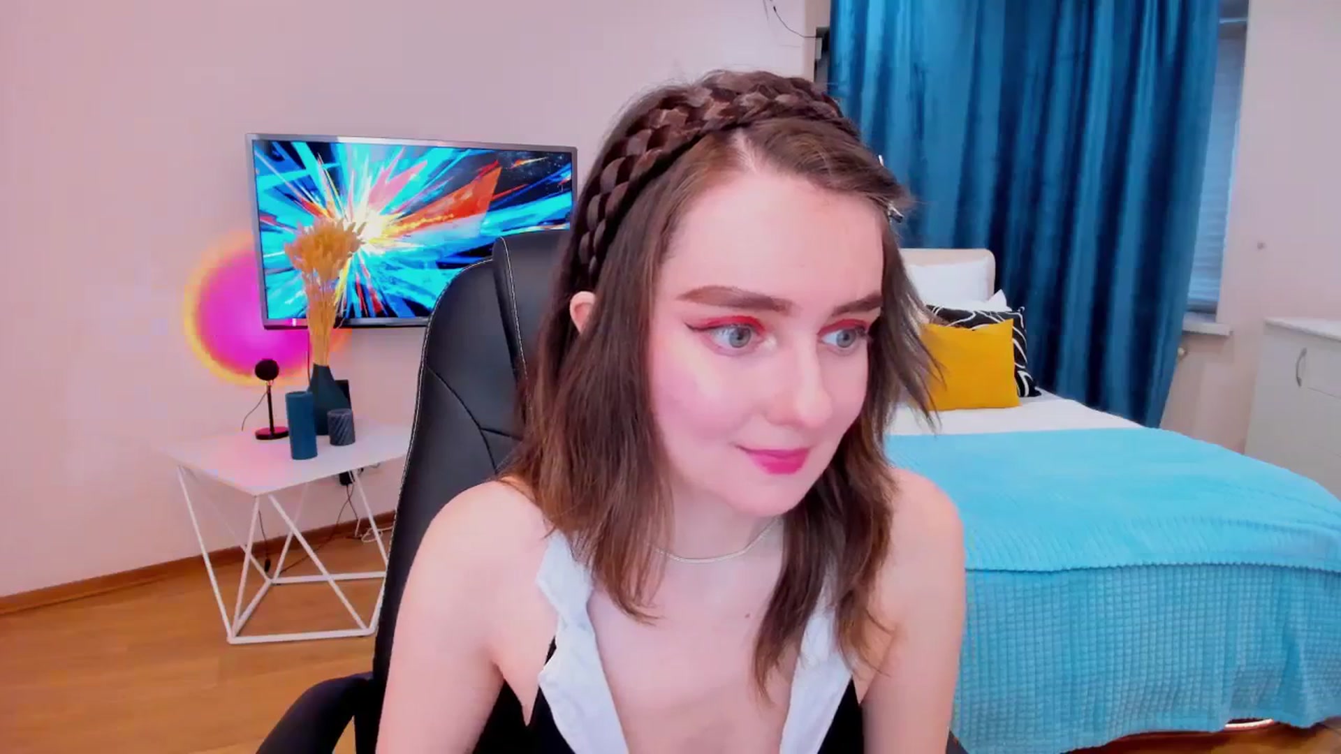 Gallery image thumbnail from Milim_Nava's myfreecams stream on, 11/30/2023, 11:09 image 13 of 20