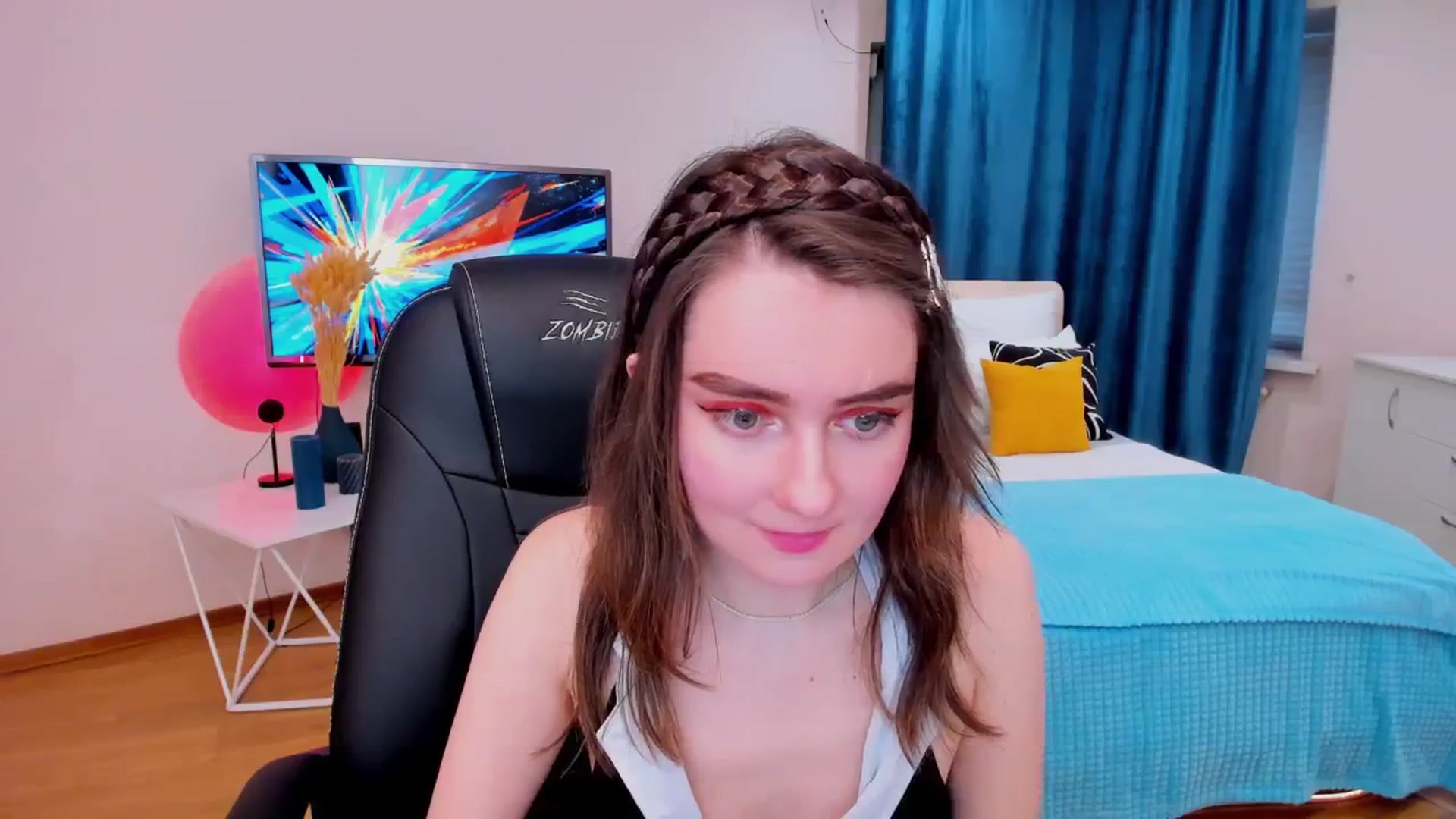 Gallery image thumbnail from Milim_Nava's myfreecams stream on, 11/30/2023, 12:06 image 12 of 20