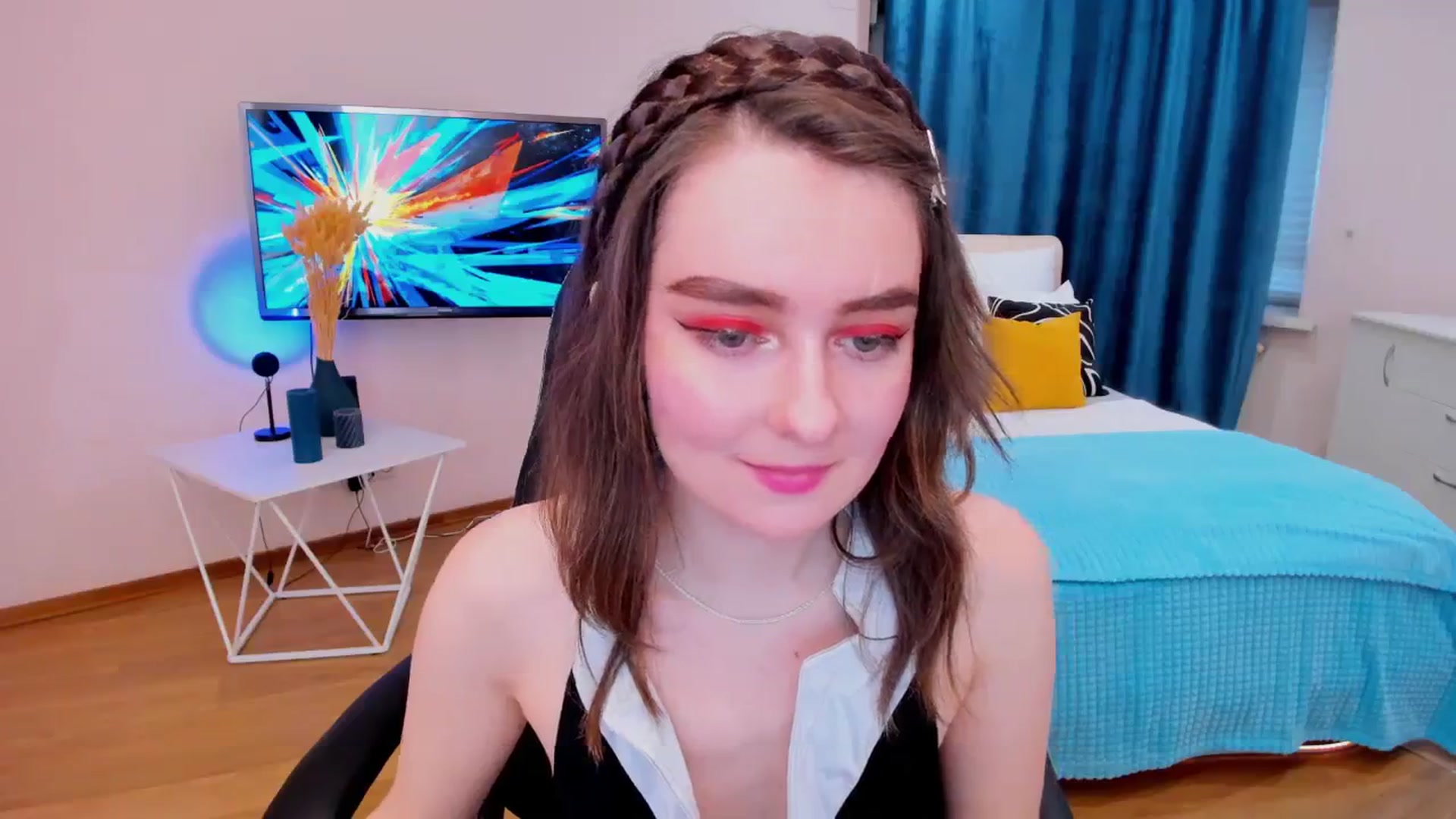 Gallery image thumbnail from Milim_Nava's myfreecams stream on, 11/30/2023, 12:06 image 3 of 20