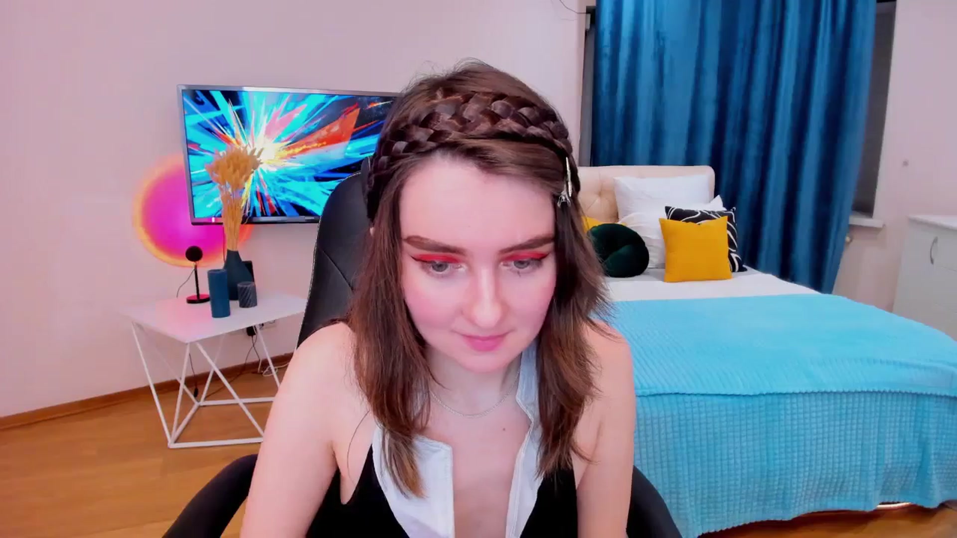 Gallery image thumbnail from Milim_Nava's myfreecams stream on, 11/30/2023, 14:40 image 9 of 20