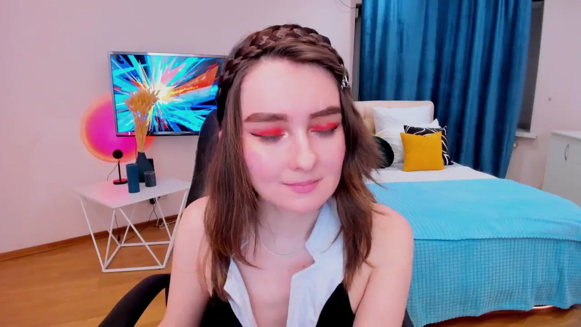 Gallery image thumbnail from Milim_Nava's myfreecams stream on, 11/30/2023, 14:40 image 11 of 20