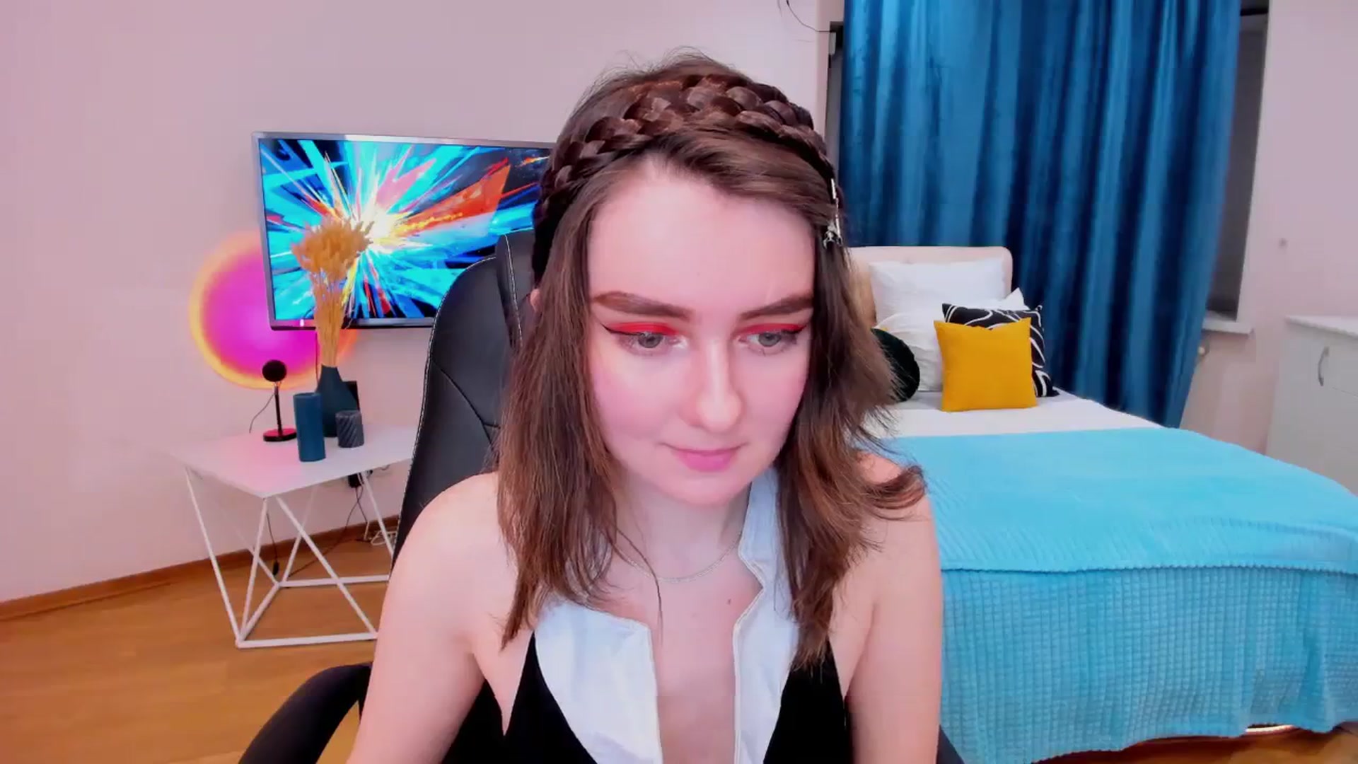 Gallery image thumbnail from Milim_Nava's myfreecams stream on, 11/30/2023, 14:40 image 7 of 20