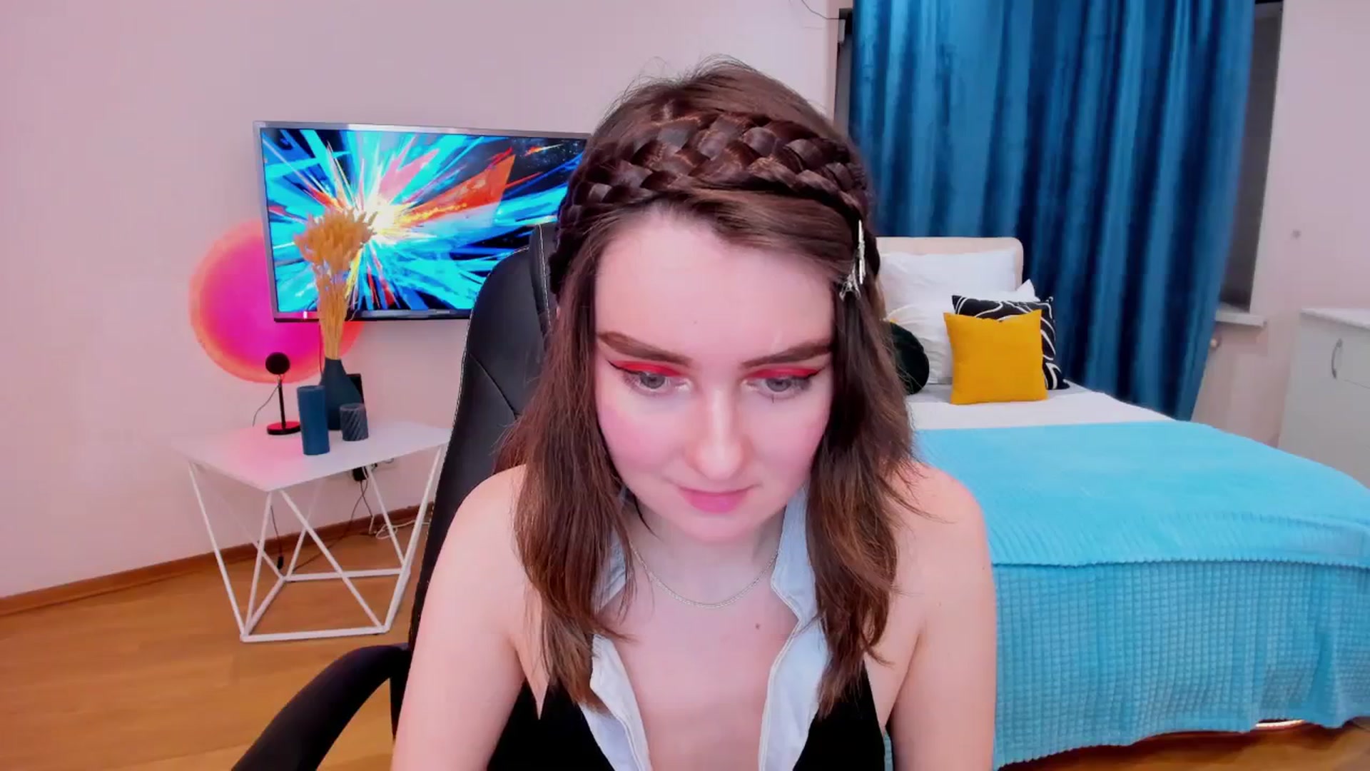 Gallery image thumbnail from Milim_Nava's myfreecams stream on, 11/30/2023, 14:40 image 12 of 20
