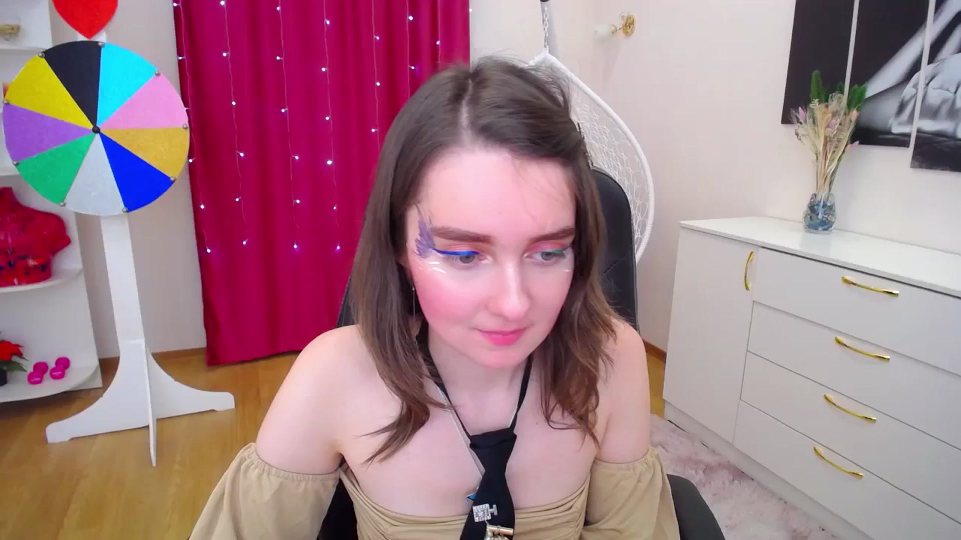Gallery image thumbnail from Milim_Nava's myfreecams stream on, 12/02/2023, 08:24 image 15 of 20