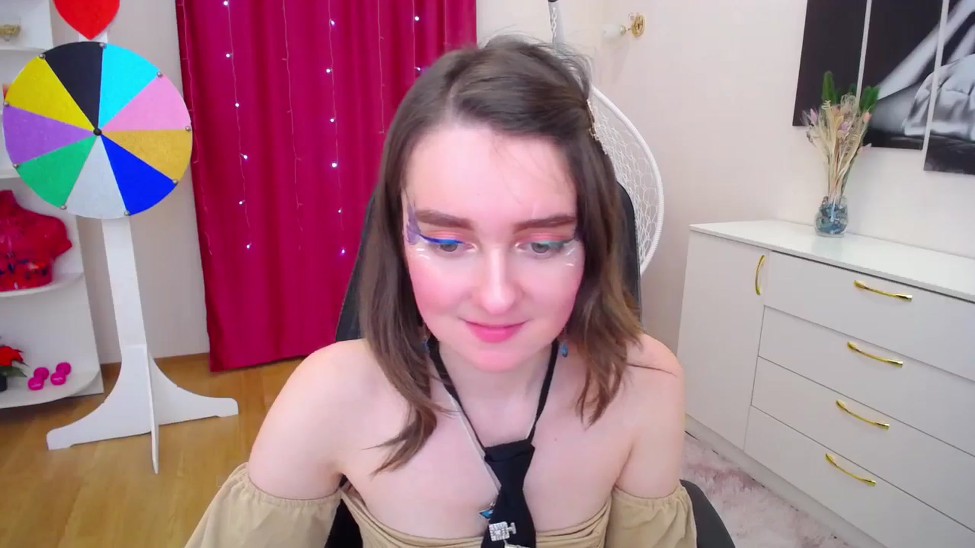 Gallery image thumbnail from Milim_Nava's myfreecams stream on, 12/02/2023, 08:24 image 14 of 20