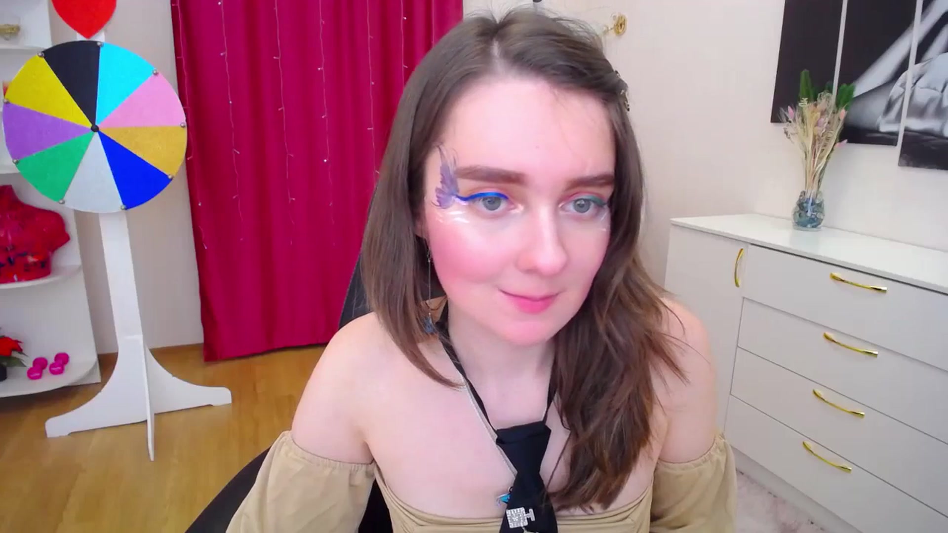 Gallery image thumbnail from Milim_Nava's myfreecams stream on, 12/02/2023, 08:24 image 11 of 20