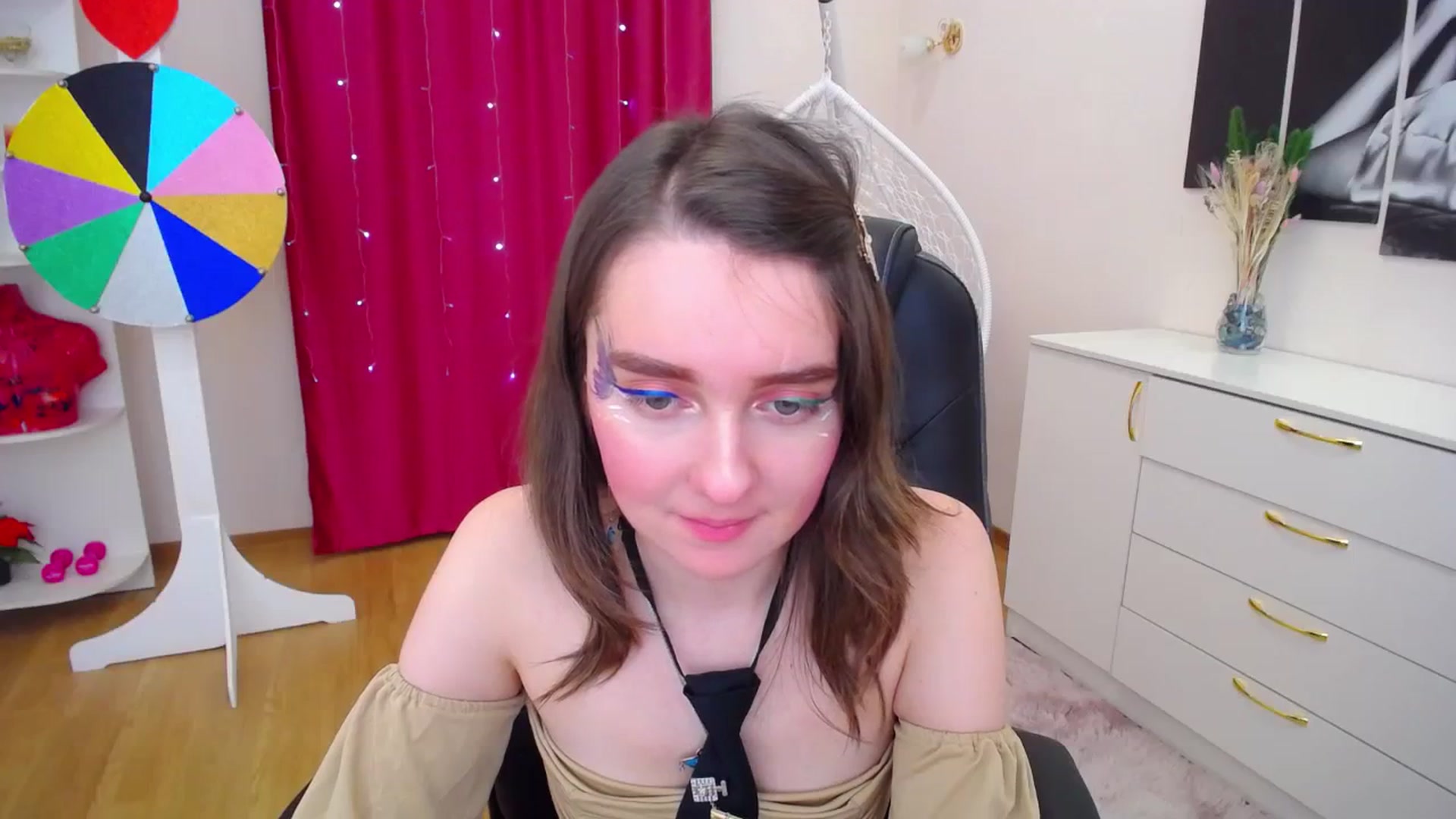 Gallery image thumbnail from Milim_Nava's myfreecams stream on, 12/02/2023, 08:24 image 17 of 20