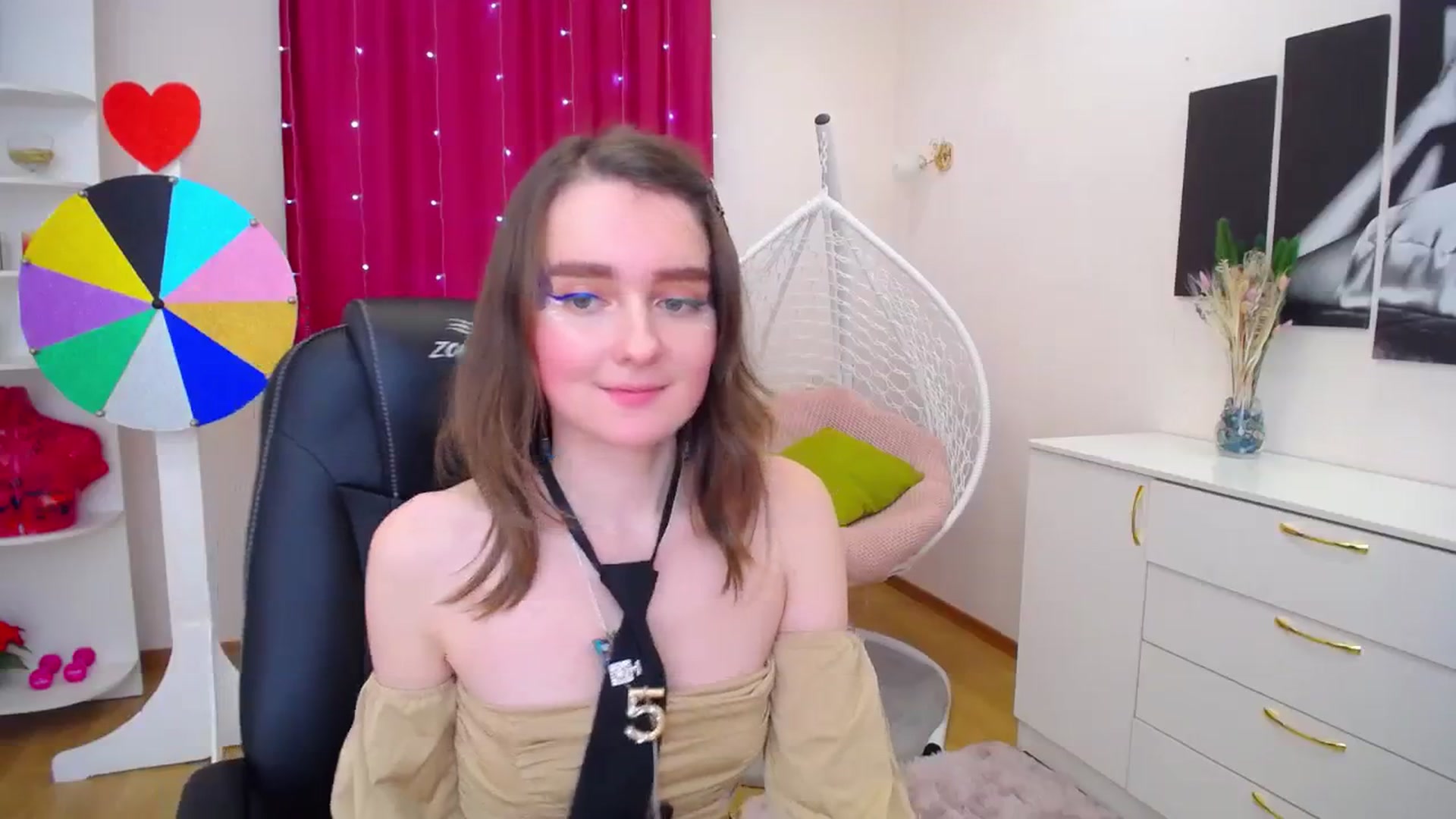 Gallery image thumbnail from Milim_Nava's myfreecams stream on, 12/02/2023, 08:24 image 5 of 20