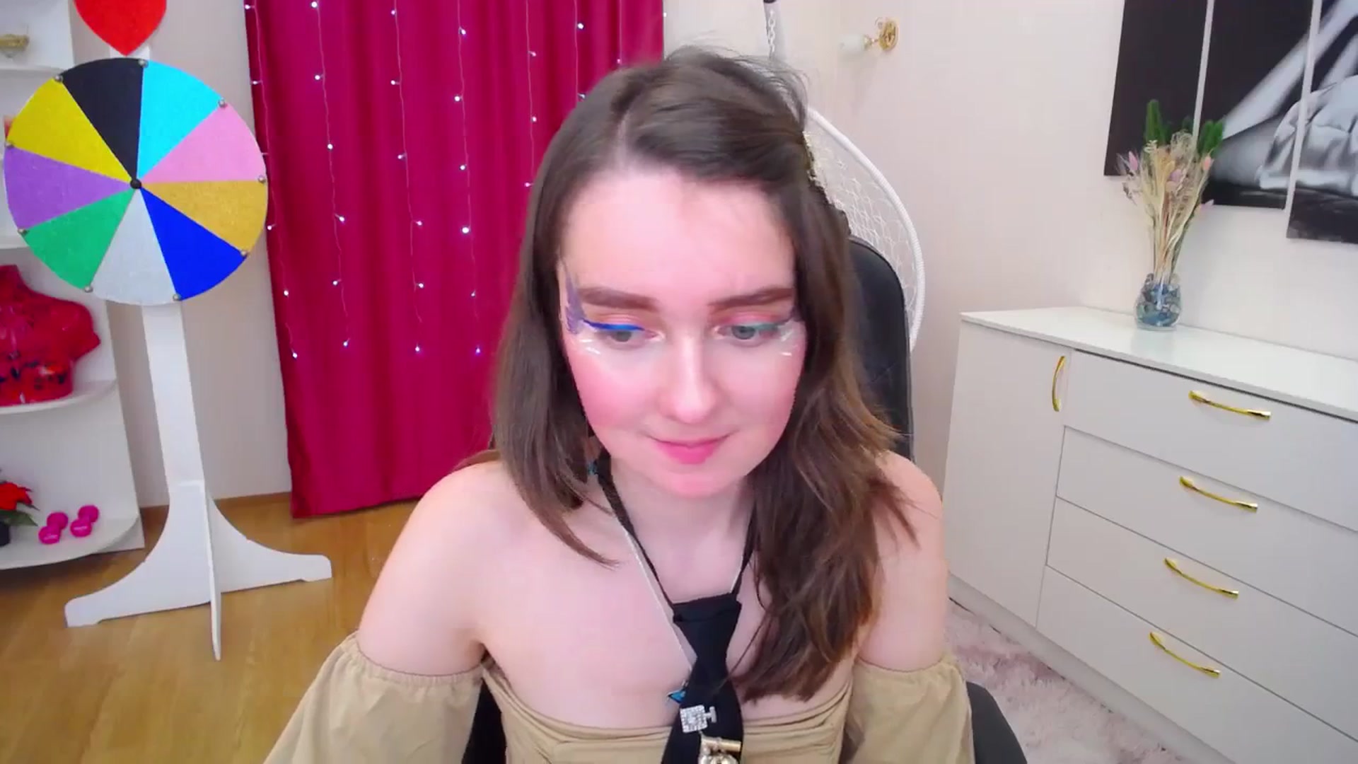 Gallery image thumbnail from Milim_Nava's myfreecams stream on, 12/02/2023, 08:24 image 12 of 20
