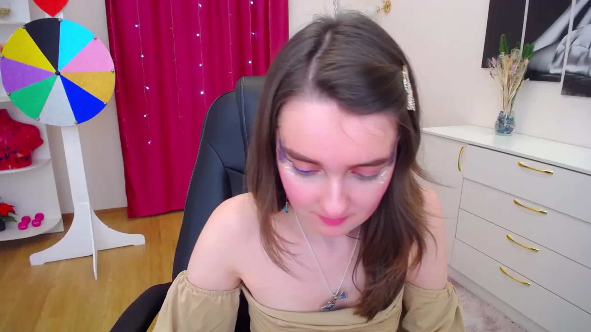Gallery image thumbnail from Milim_Nava's myfreecams stream on, 12/02/2023, 09:47 image 1 of 20