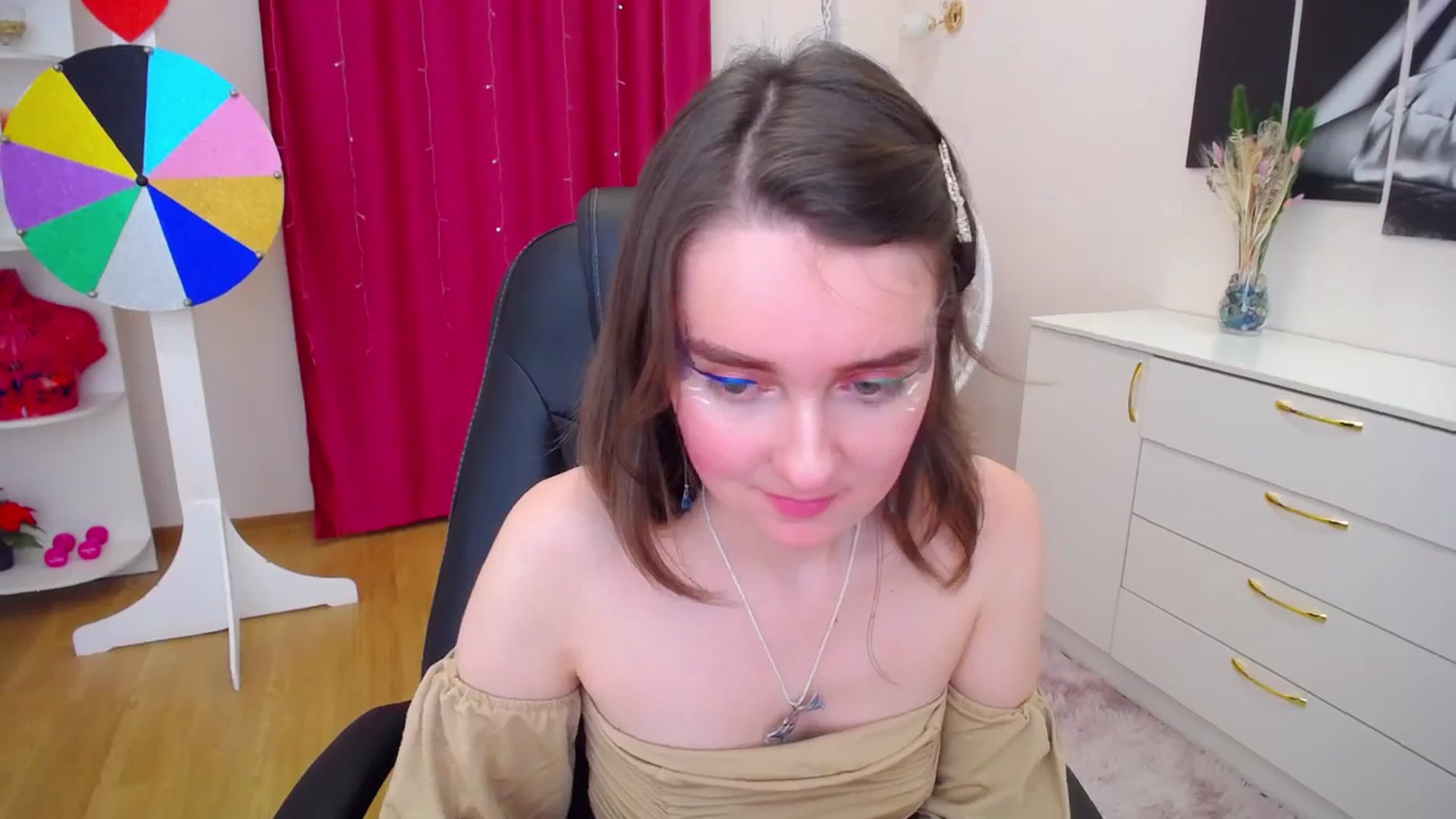 Gallery image thumbnail from Milim_Nava's myfreecams stream on, 12/02/2023, 09:47 image 6 of 20