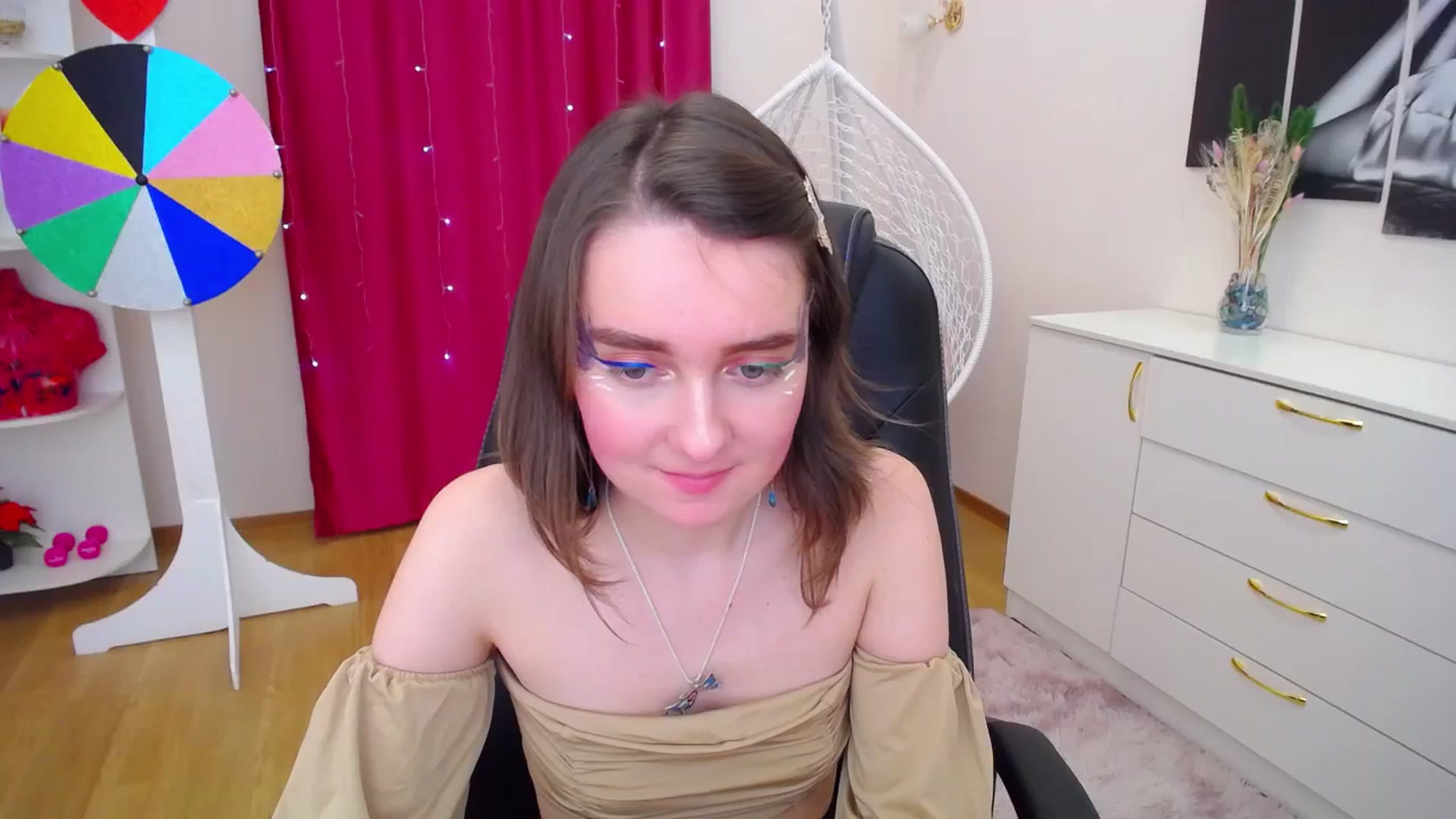 Gallery image thumbnail from Milim_Nava's myfreecams stream on, 12/02/2023, 09:47 image 17 of 20