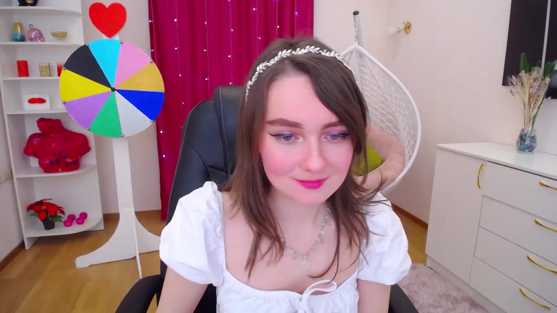 Gallery image thumbnail from Milim_Nava's myfreecams stream on, 12/04/2023, 03:43 image 1 of 20