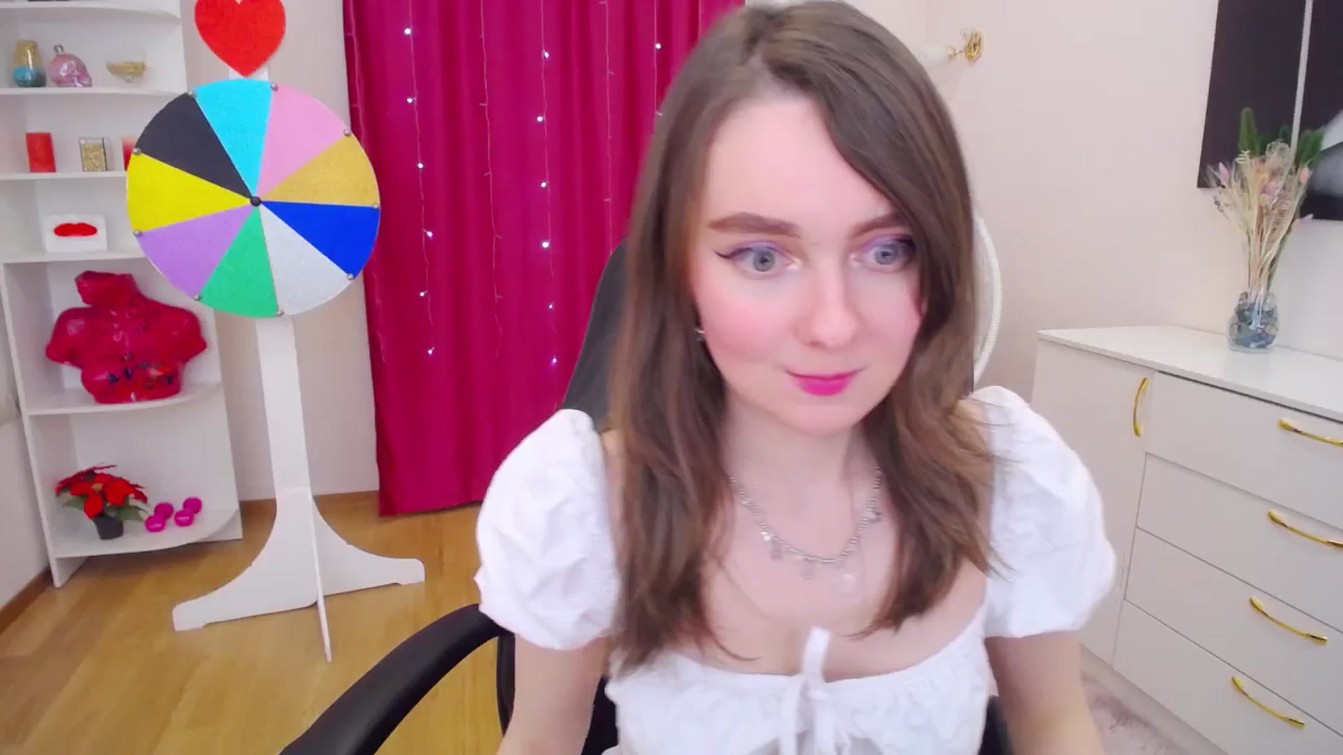 Gallery image thumbnail from Milim_Nava's myfreecams stream on, 12/04/2023, 07:46 image 16 of 20