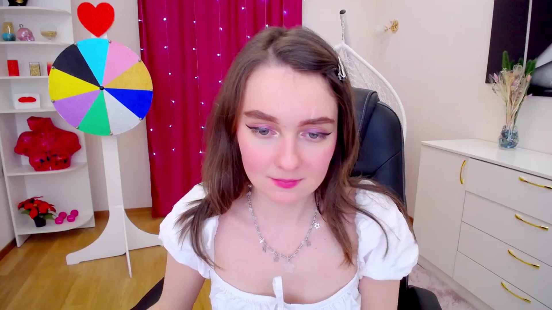 Gallery image thumbnail from Milim_Nava's myfreecams stream on, 12/04/2023, 08:26 image 18 of 20