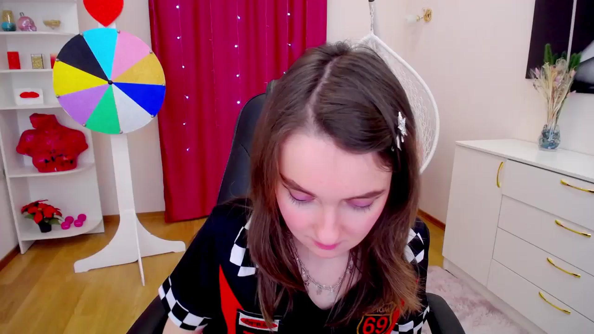 Gallery image thumbnail from Milim_Nava's myfreecams stream on, 12/04/2023, 09:47 image 12 of 20