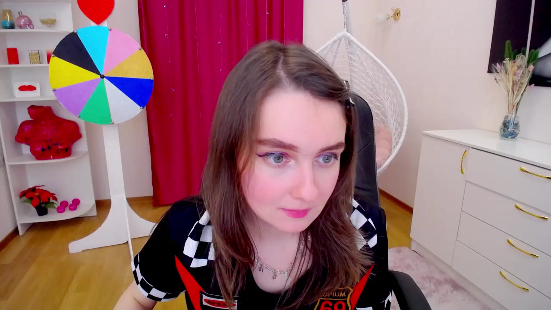 Gallery image thumbnail from Milim_Nava's myfreecams stream on, 12/04/2023, 09:47 image 11 of 20