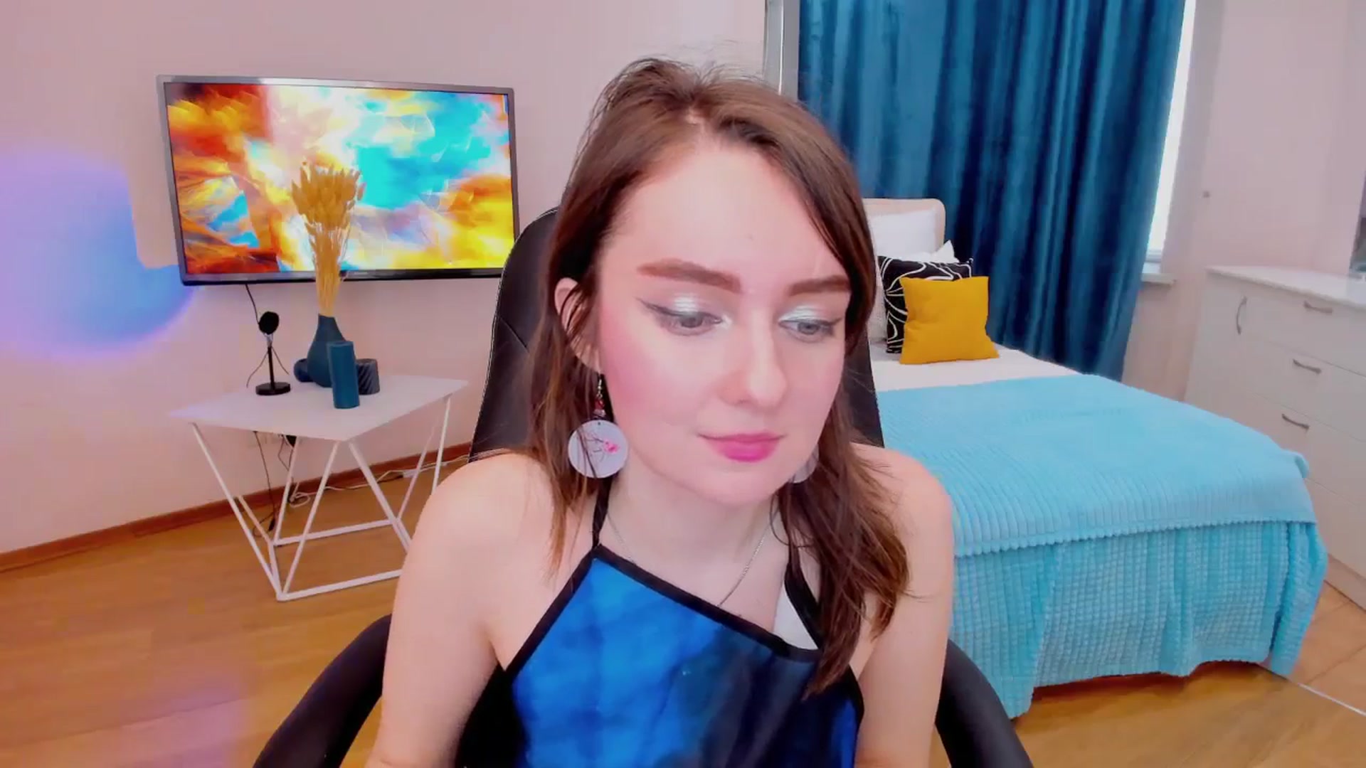 Gallery image thumbnail from Milim_Nava's myfreecams stream on, 12/05/2023, 09:53 image 12 of 20