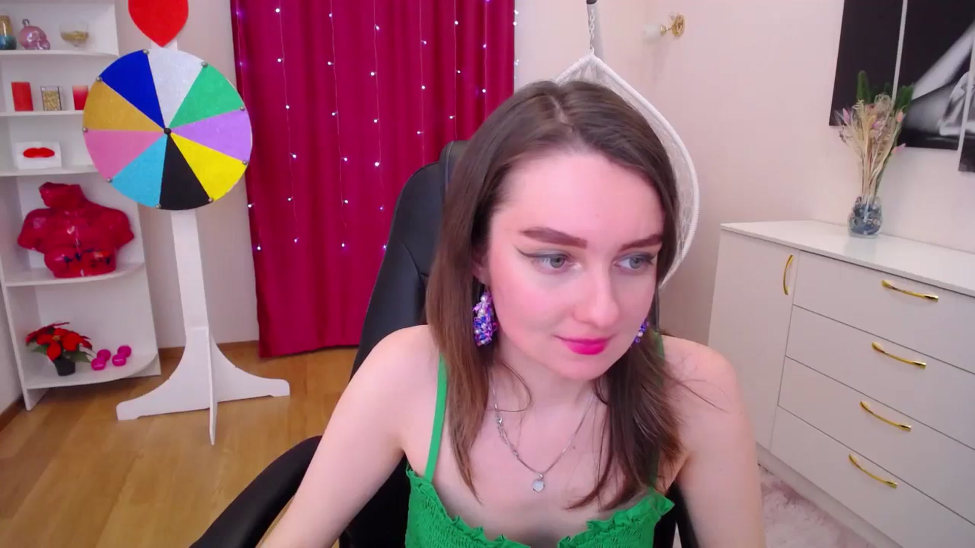 Gallery image thumbnail from Milim_Nava's myfreecams stream on, 12/07/2023, 09:18 image 4 of 20