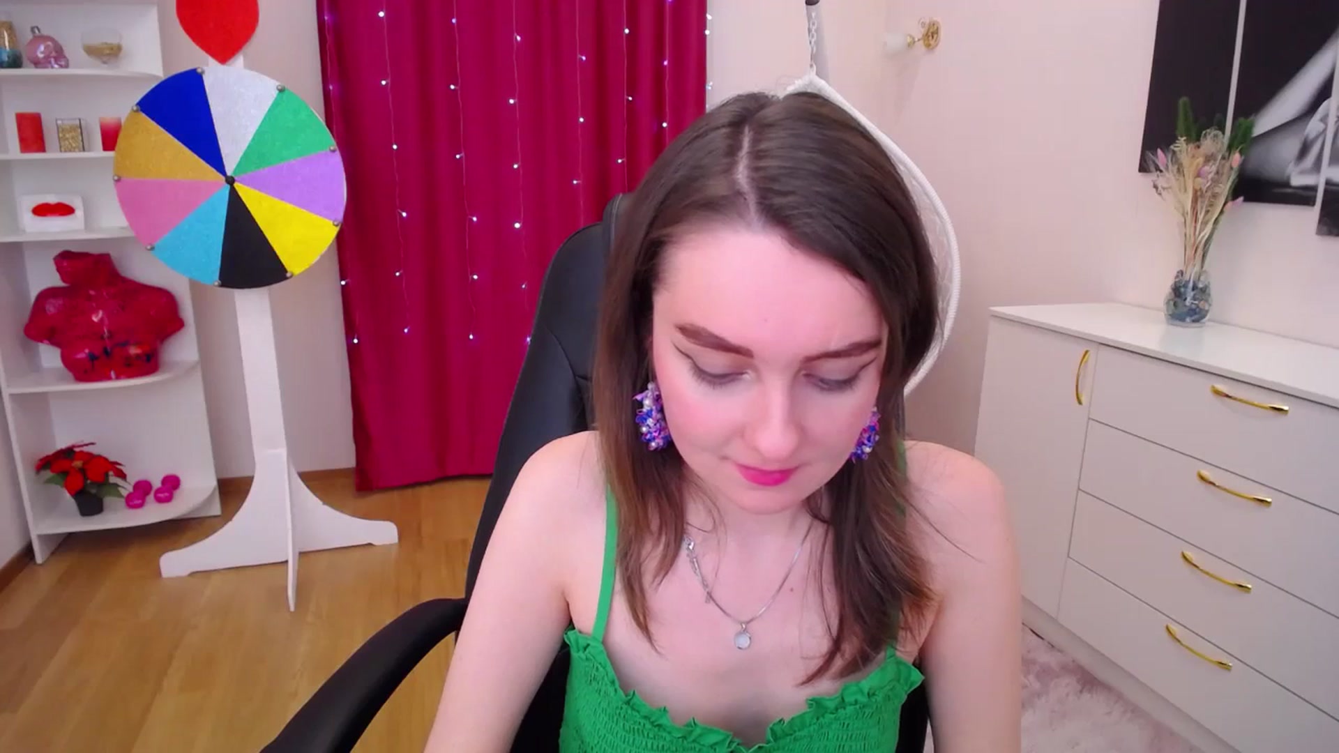 Gallery image thumbnail from Milim_Nava's myfreecams stream on, 12/07/2023, 09:18 image 3 of 20