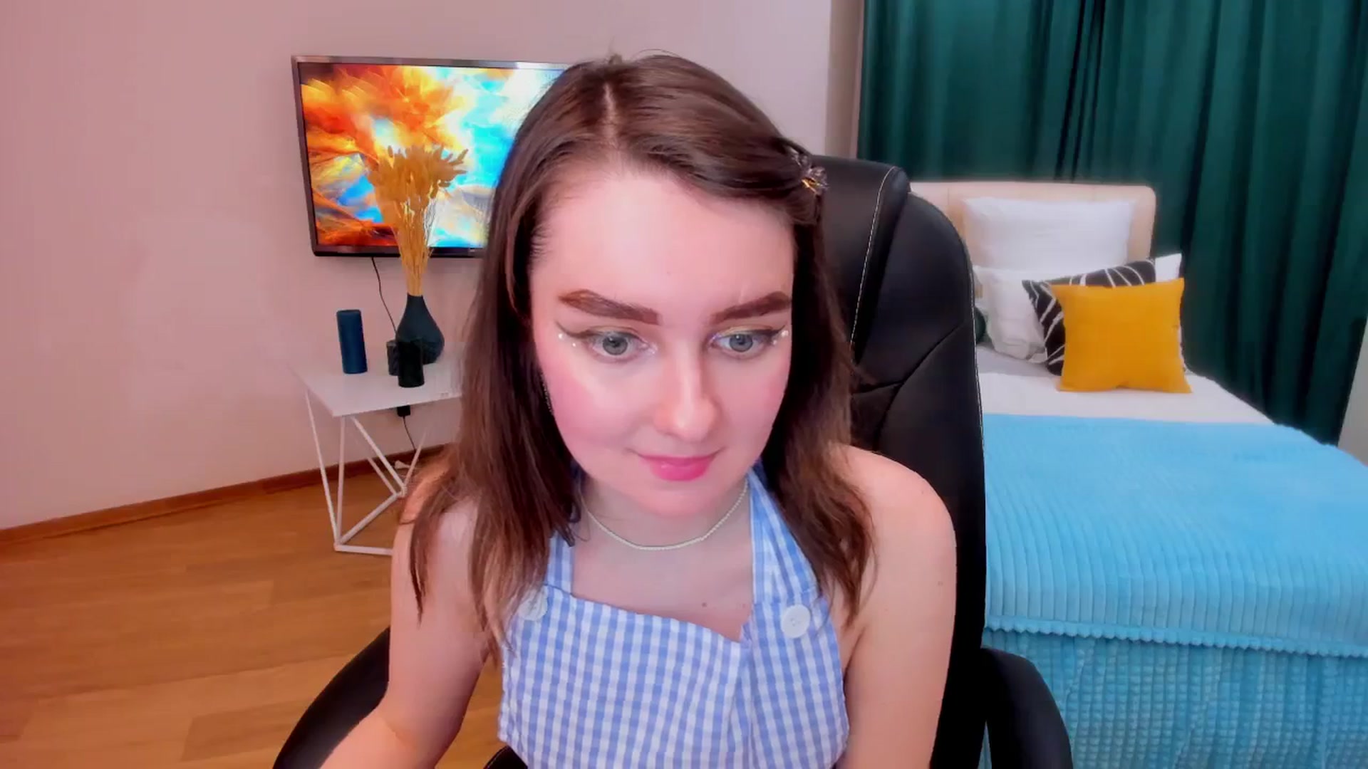 Gallery image thumbnail from Milim_Nava's myfreecams stream on, 12/09/2023, 16:37 image 9 of 20